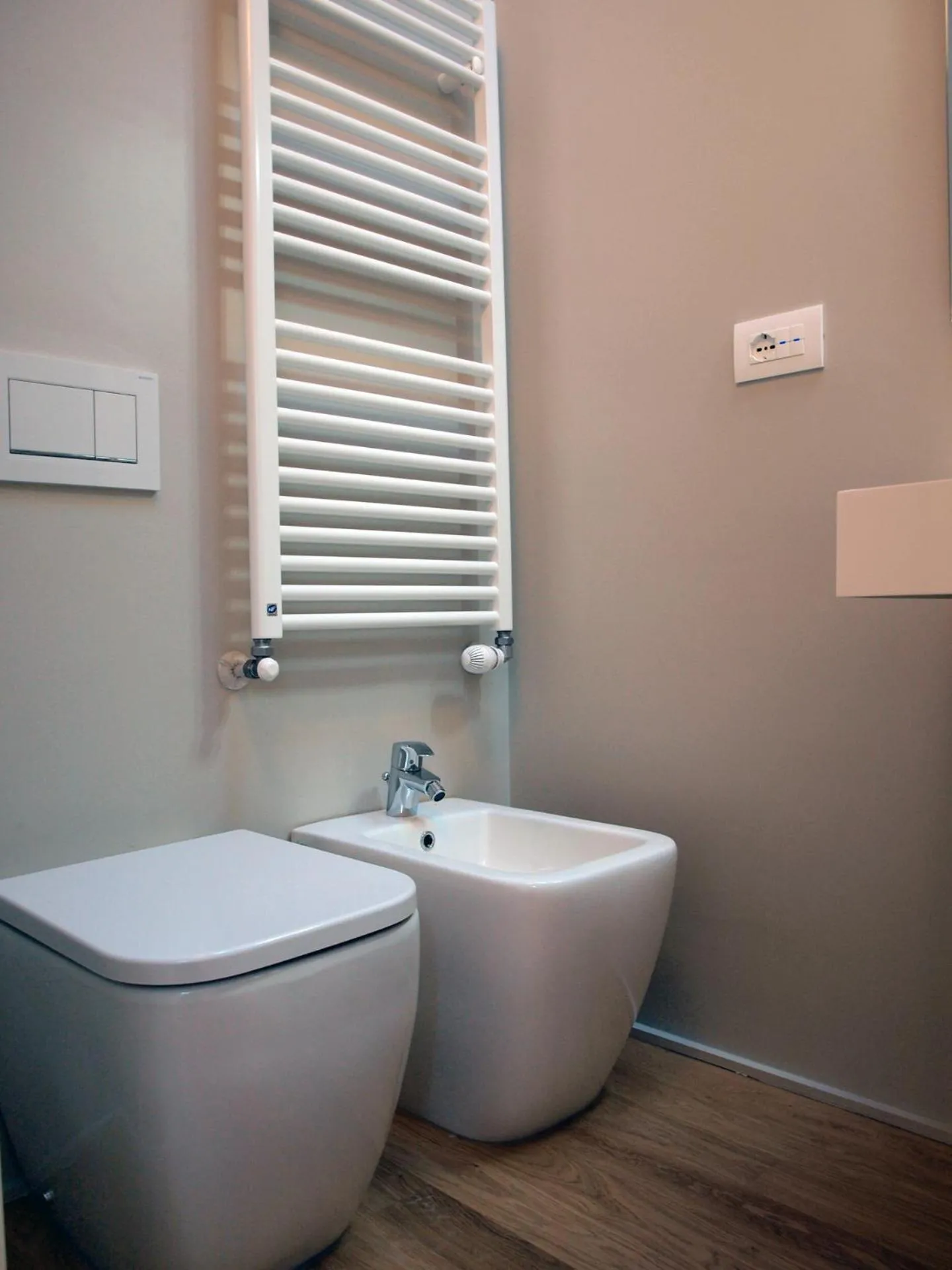 Bathroom in Acquaderni Rooms