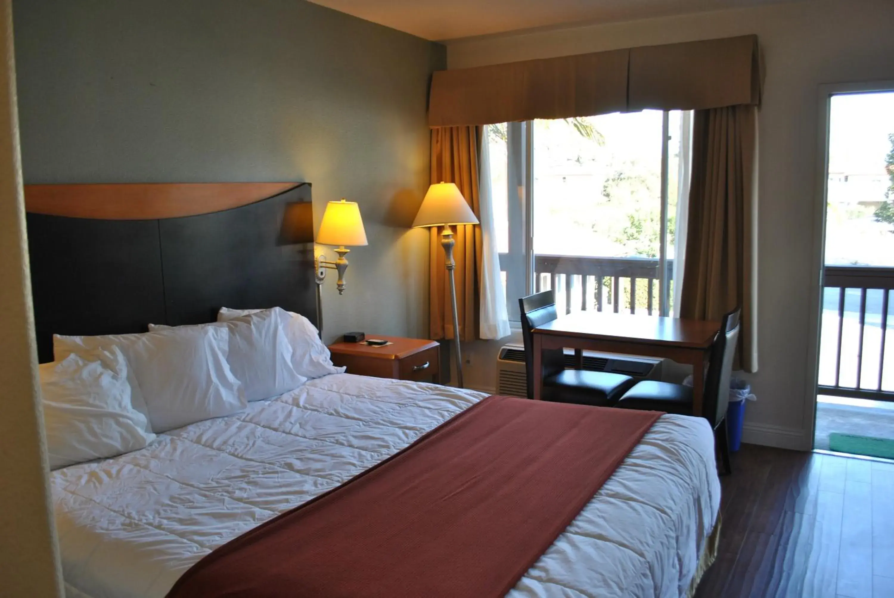 Bed in Sunset Motel Bed in Sunset Motel