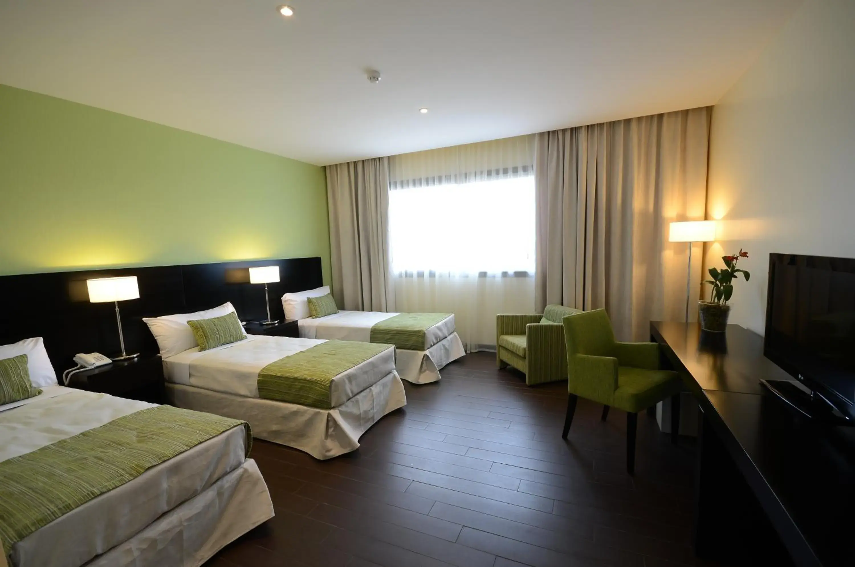 Bed in Grand Crucero Hotel Bed in Grand Crucero Hotel