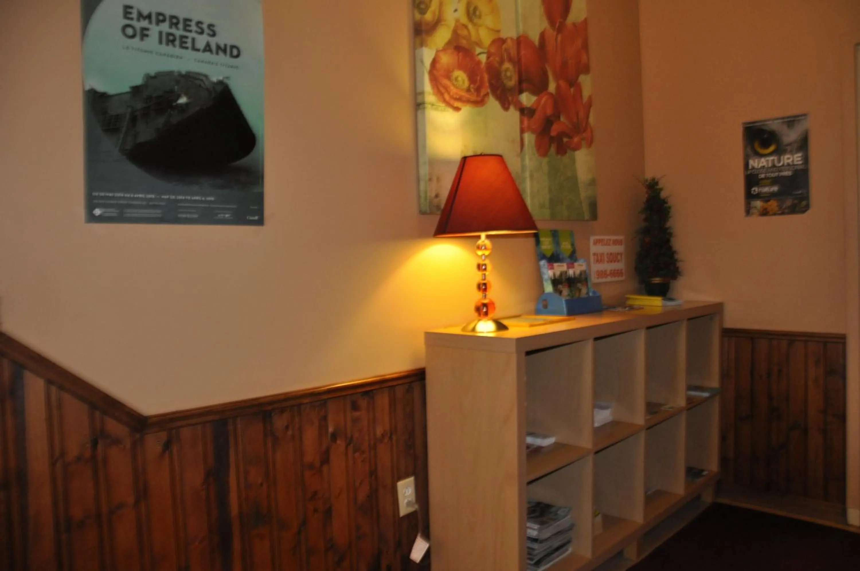 Lobby or reception in Motel les Pignons Verts