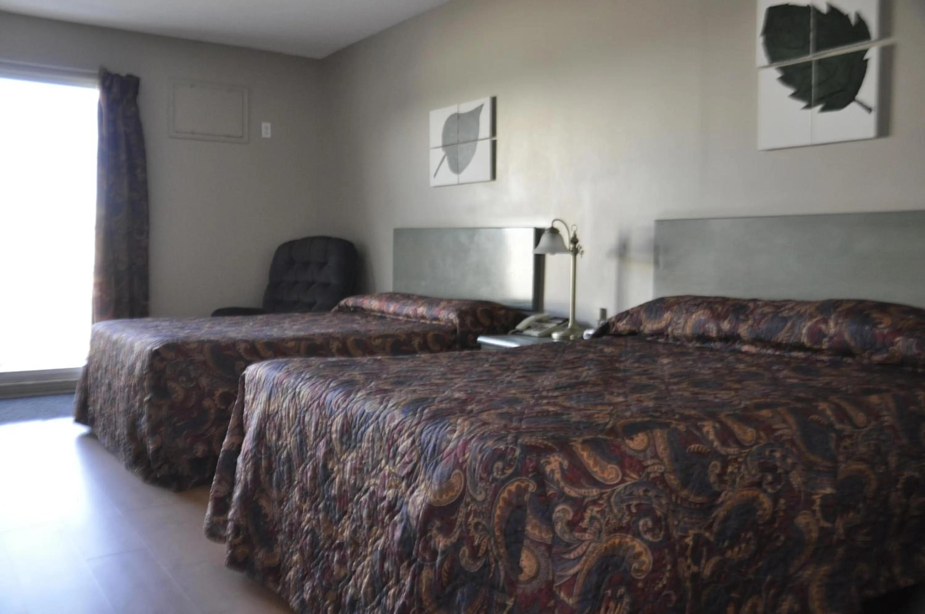 Bedroom, Bed in Motel les Pignons Verts