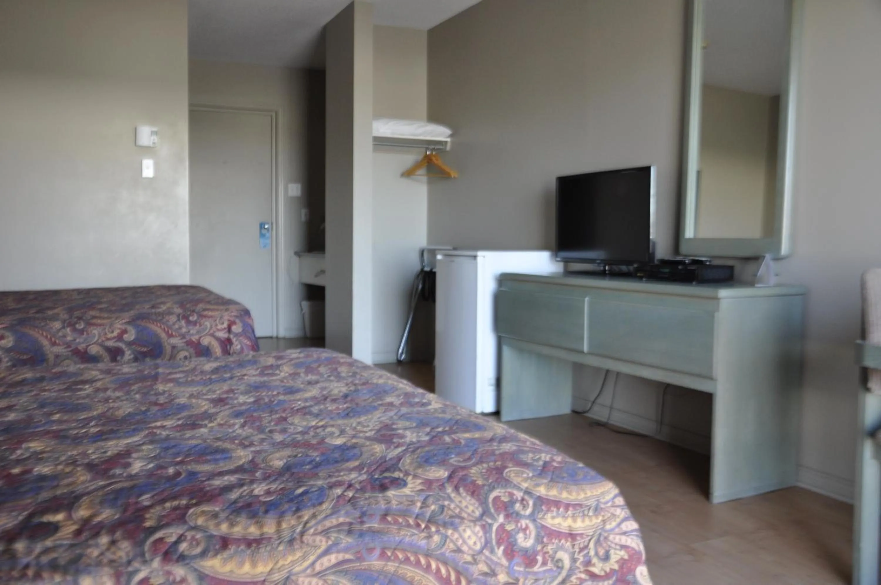 Bedroom, Bed in Motel les Pignons Verts