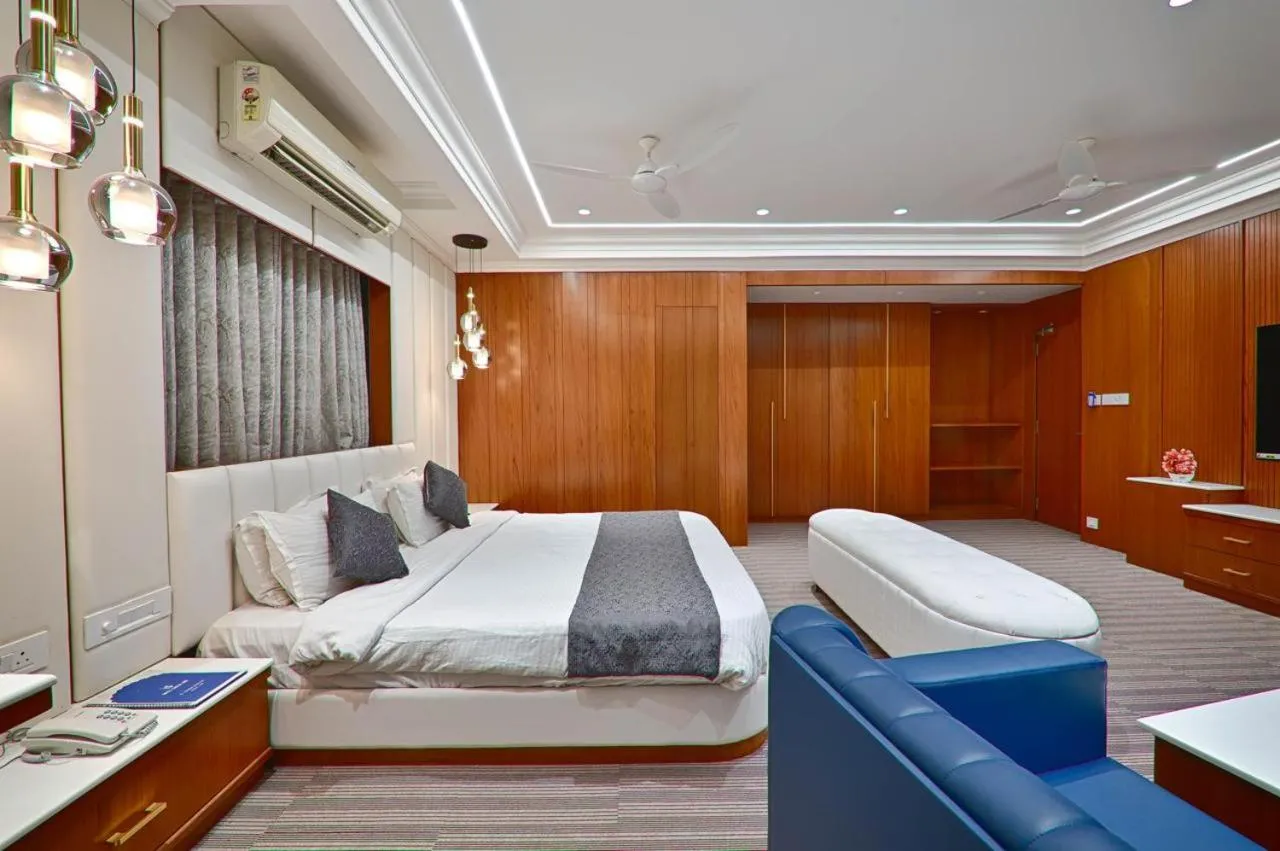 Bedroom, Bed in HOTEL SHITAL INN