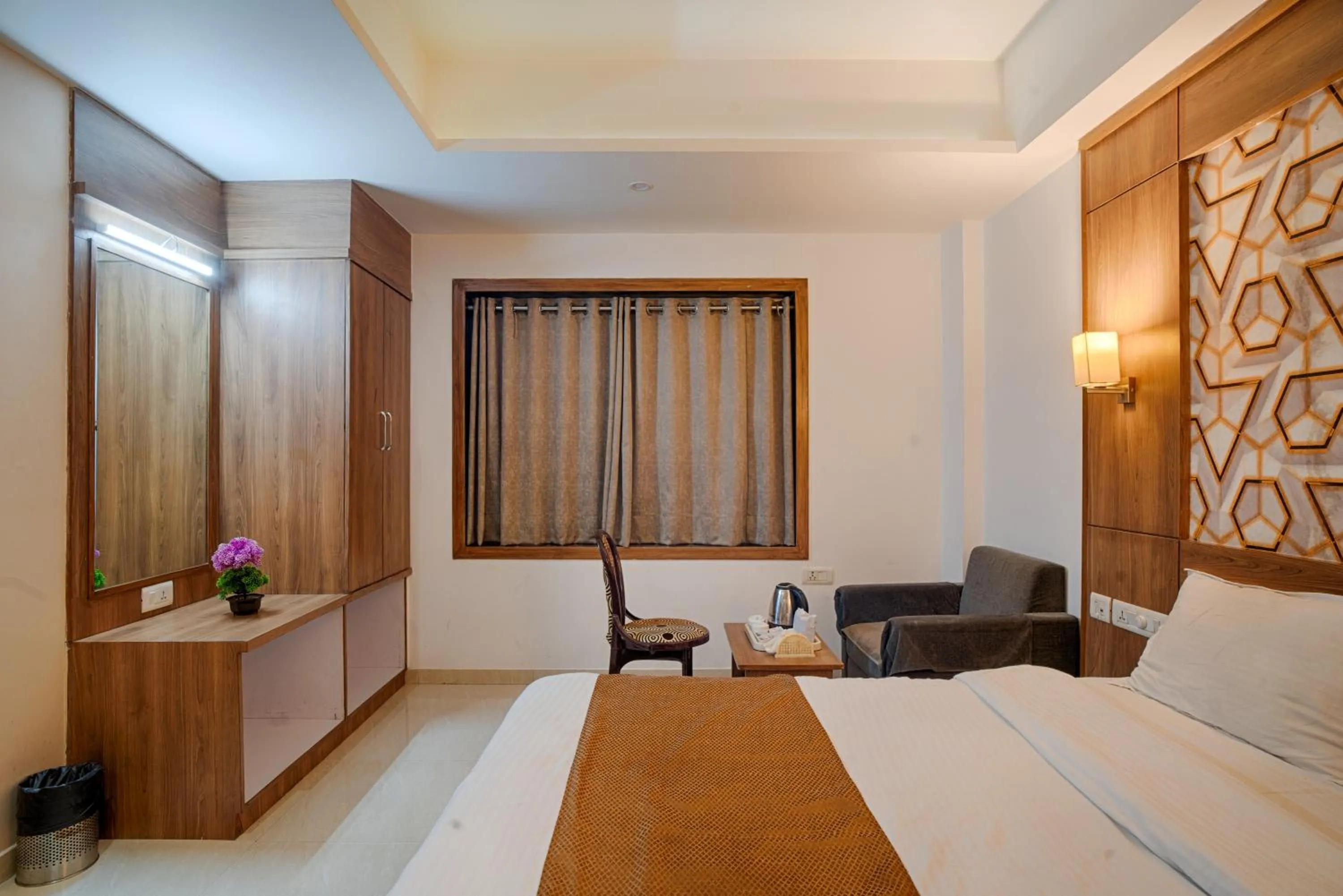 Bed in HOTEL SHITAL INN