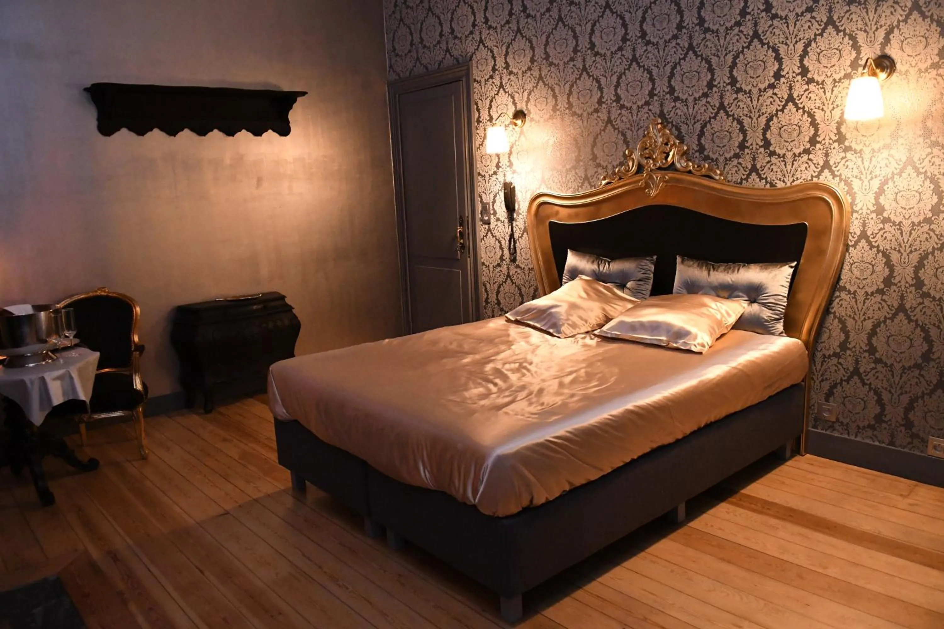 Bed in Vip room 209