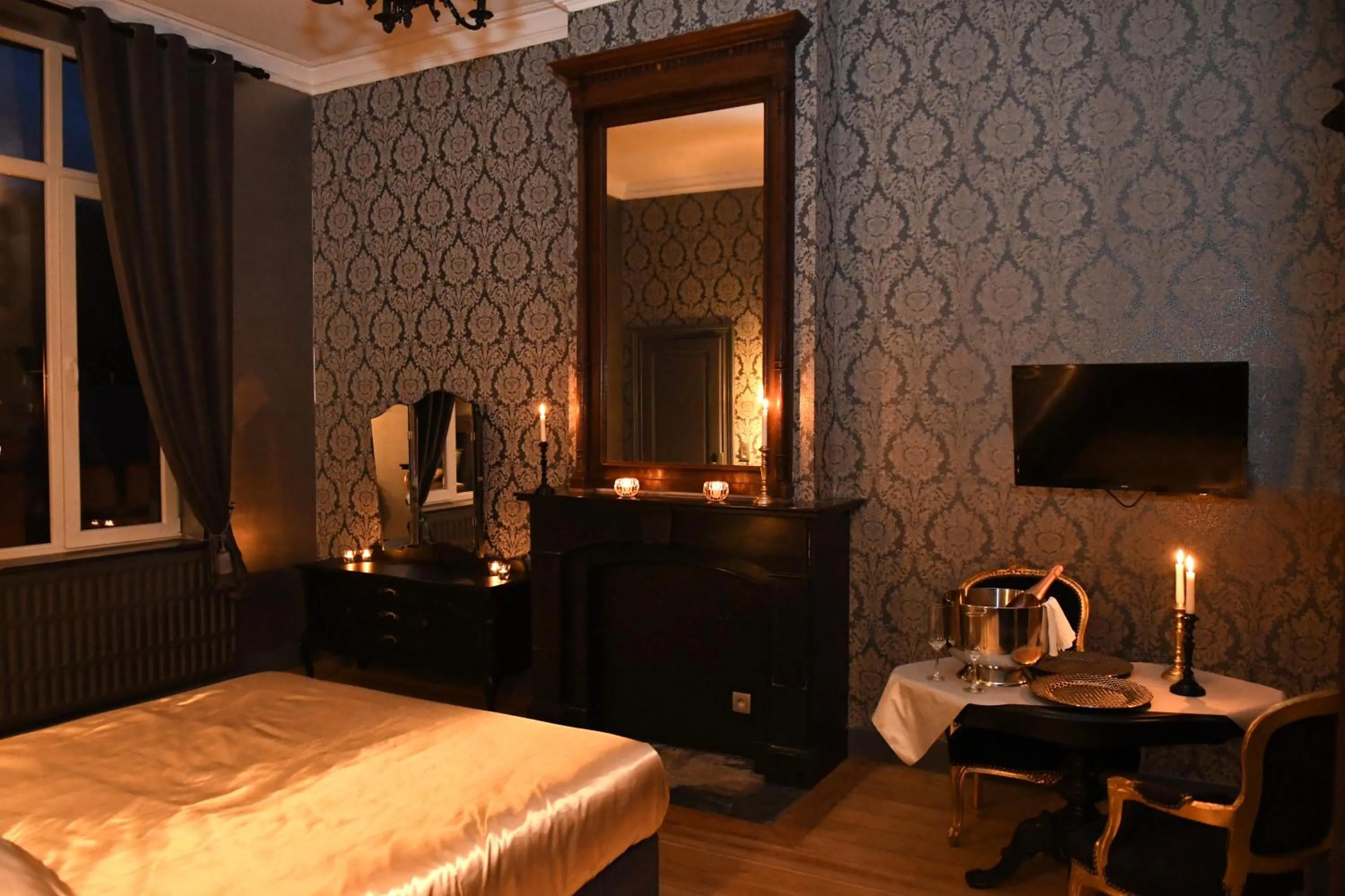 Bed in Vip room 209