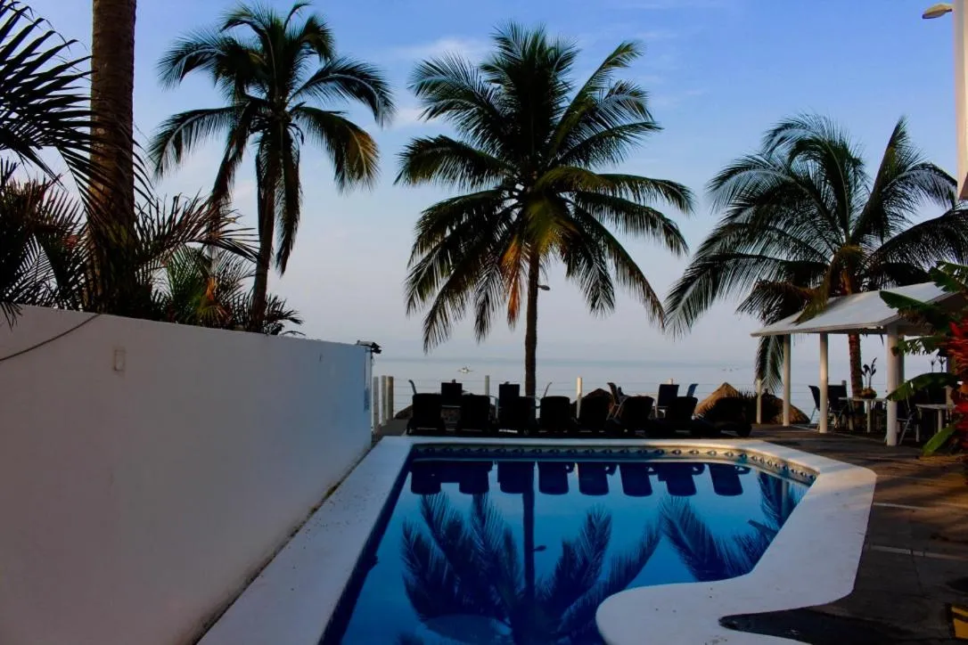 Hotel y Suites Corita