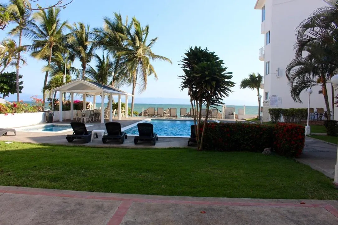 Hotel y Suites Corita