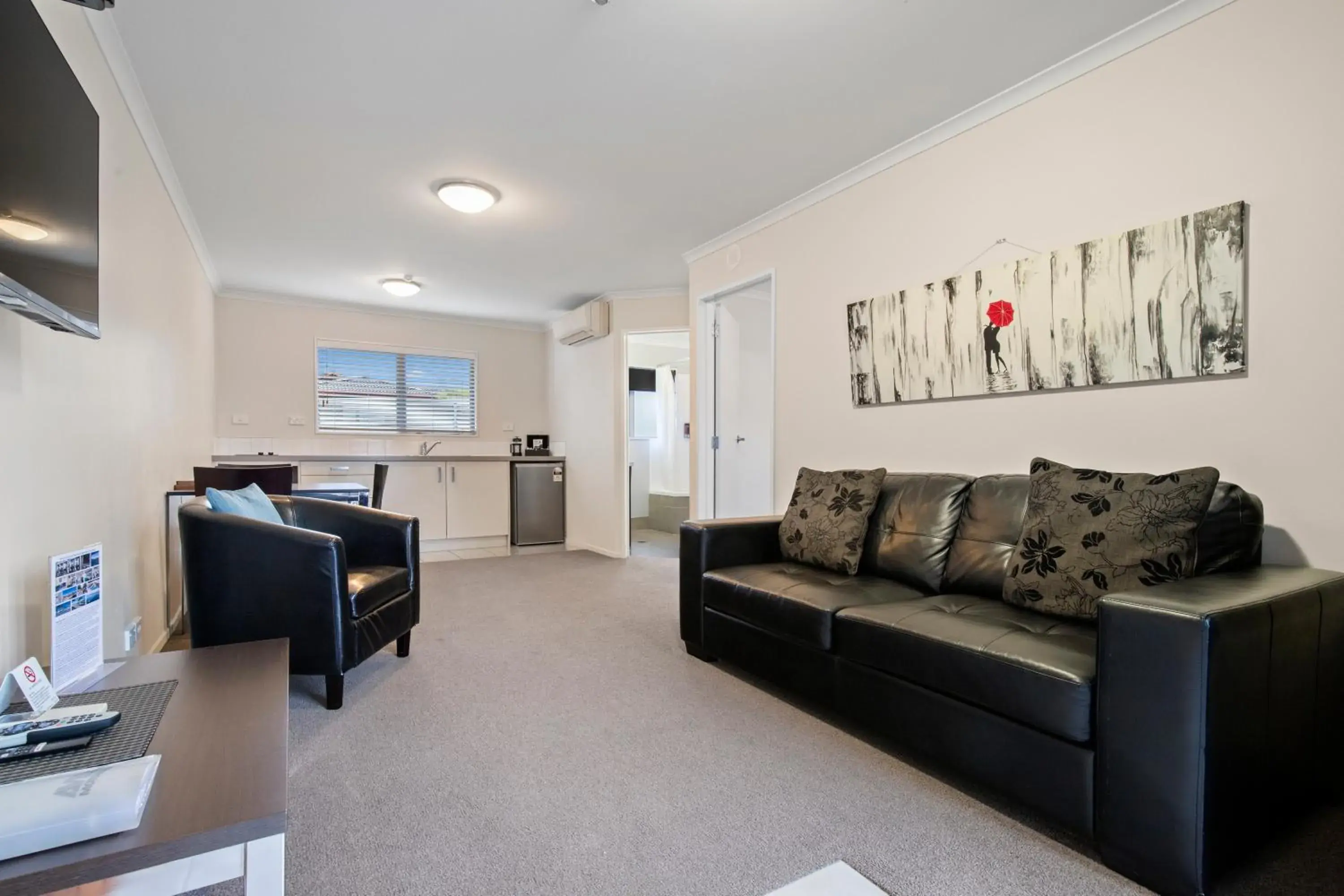 One-Bedroom Apartment in ASURE Aveda Motor Lodge One-Bedroom Apartment in ASURE Aveda Motor Lodge