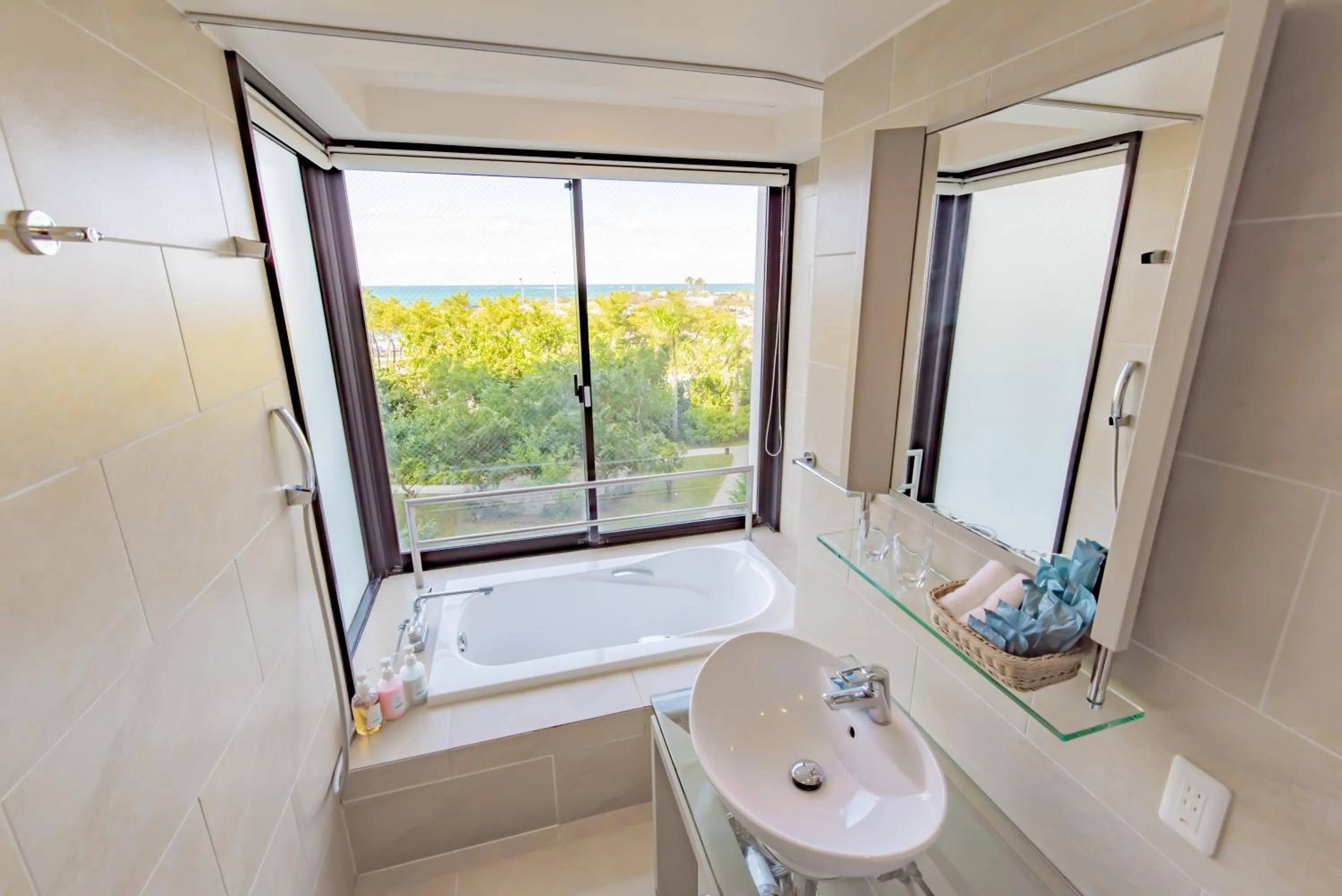 Shower in Moon Ocean Ginowan Hotel & Residence