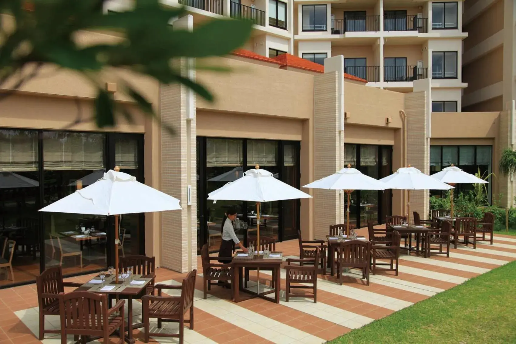 Restaurant/places to eat in Moon Ocean Ginowan Hotel & Residence Restaurant/places to eat in Moon Ocean Ginowan Hotel & Residence