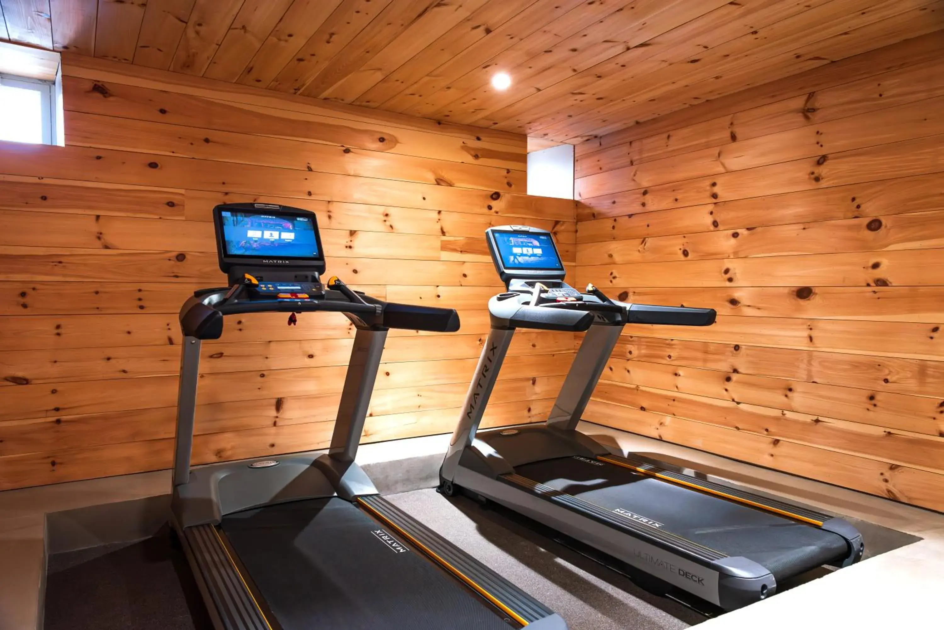Fitness centre/facilities in Hotel Kinsley Fitness centre/facilities in Hotel Kinsley