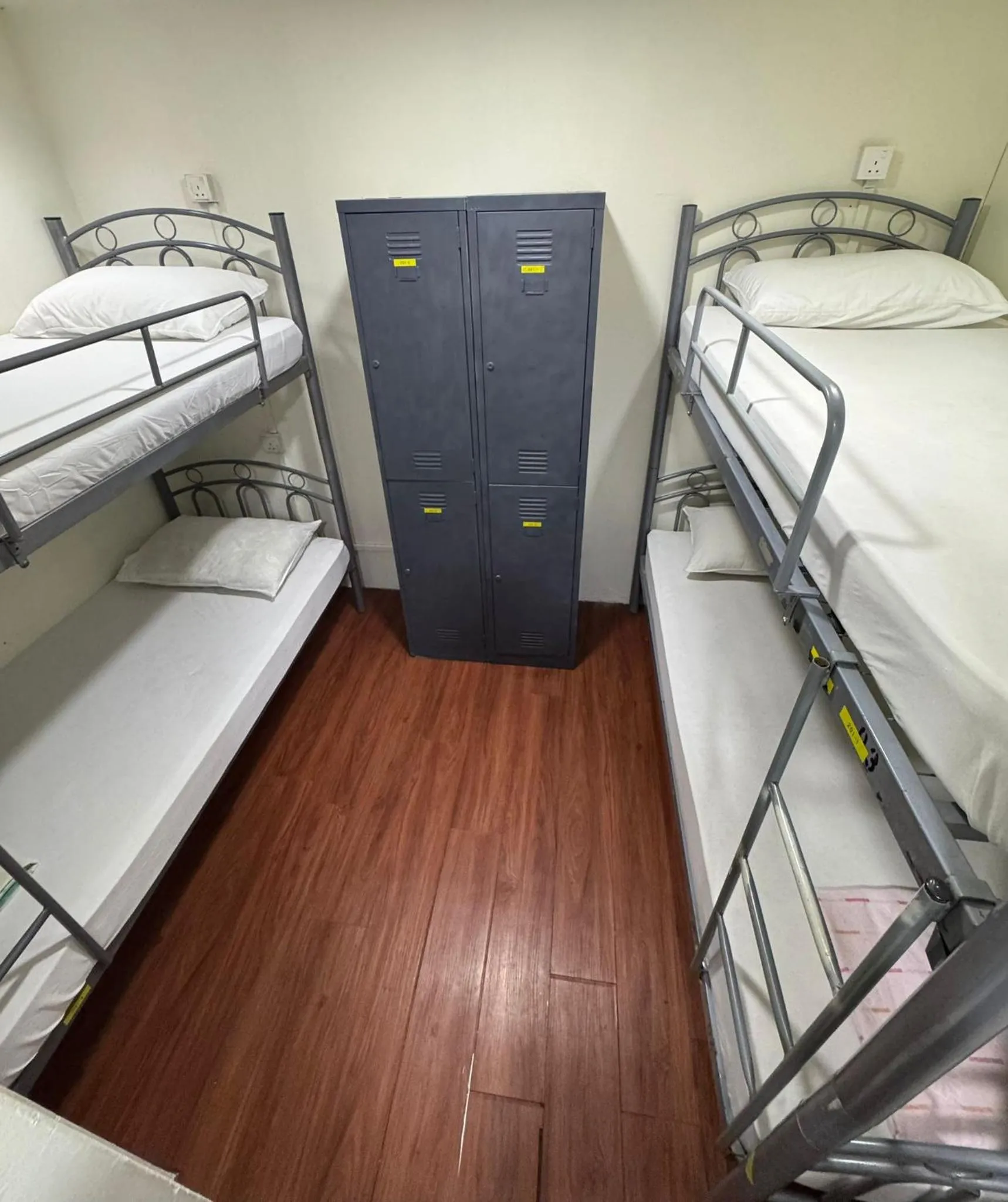 Bed in Snooze Inn @Dunlop Street