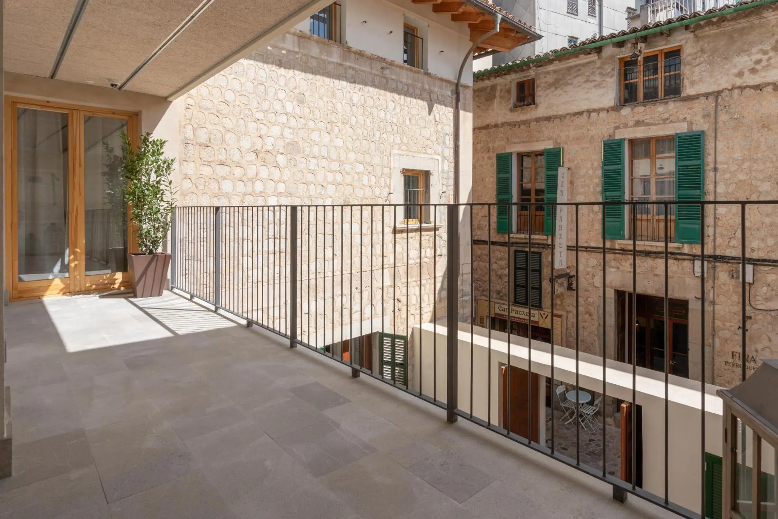 Property building in Soller Plaza Property building in Soller Plaza