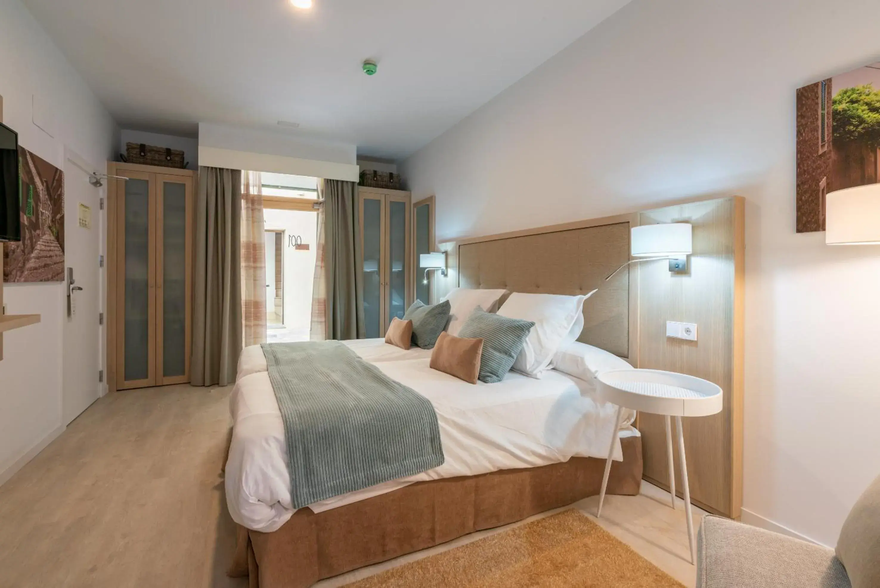 Double or Twin Room - Disability Access in Soller Plaza Double or Twin Room - Disability Access in Soller Plaza