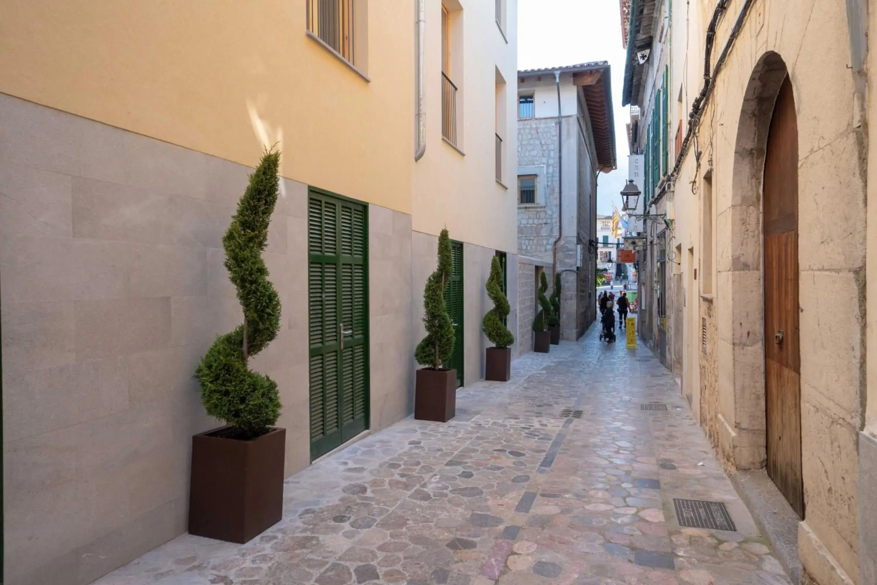 Property building in Soller Plaza Property building in Soller Plaza