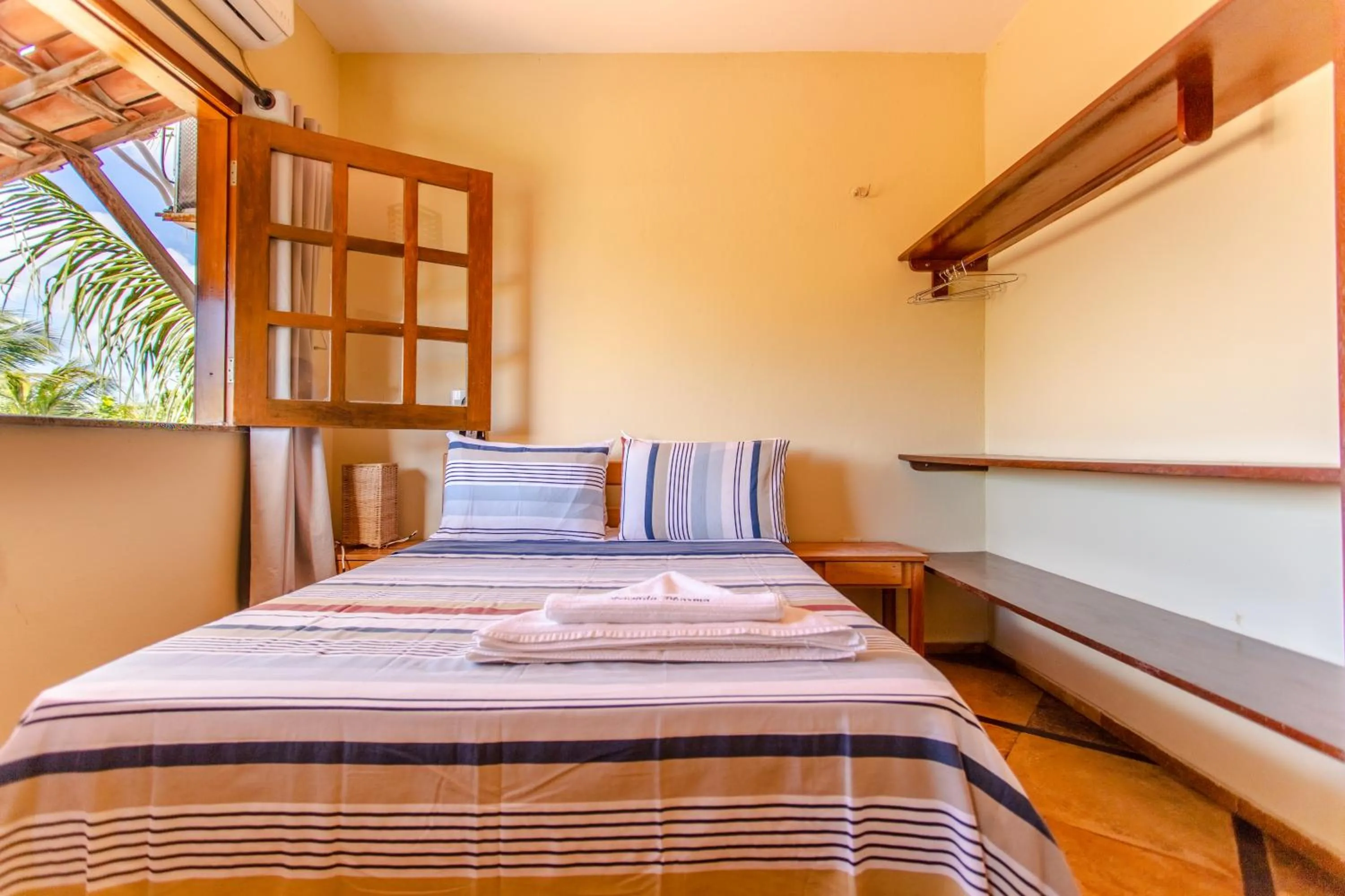 Bedroom, Bed in Pousada Dharma