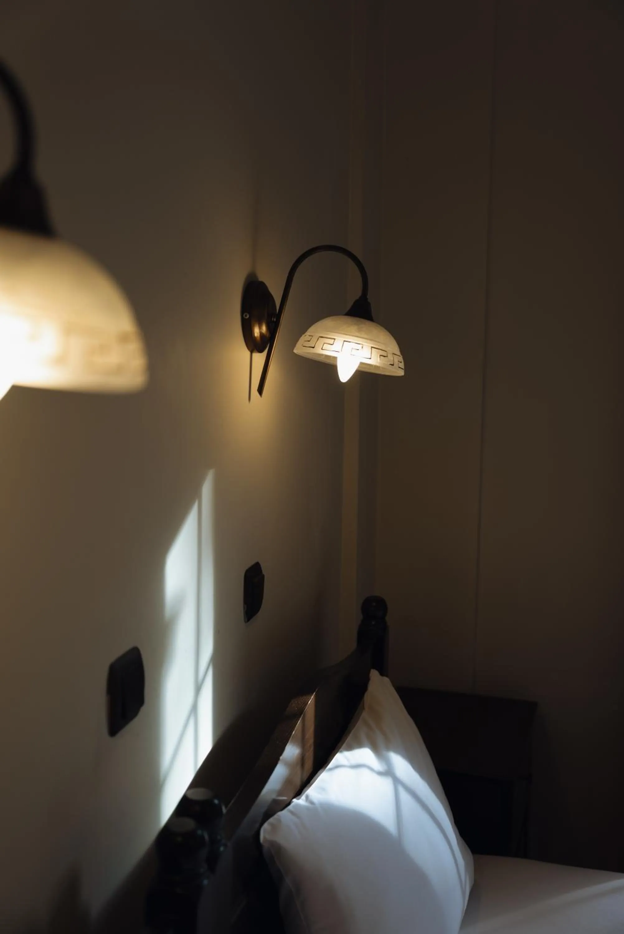 Living room, Bed in Agnanti Hotel