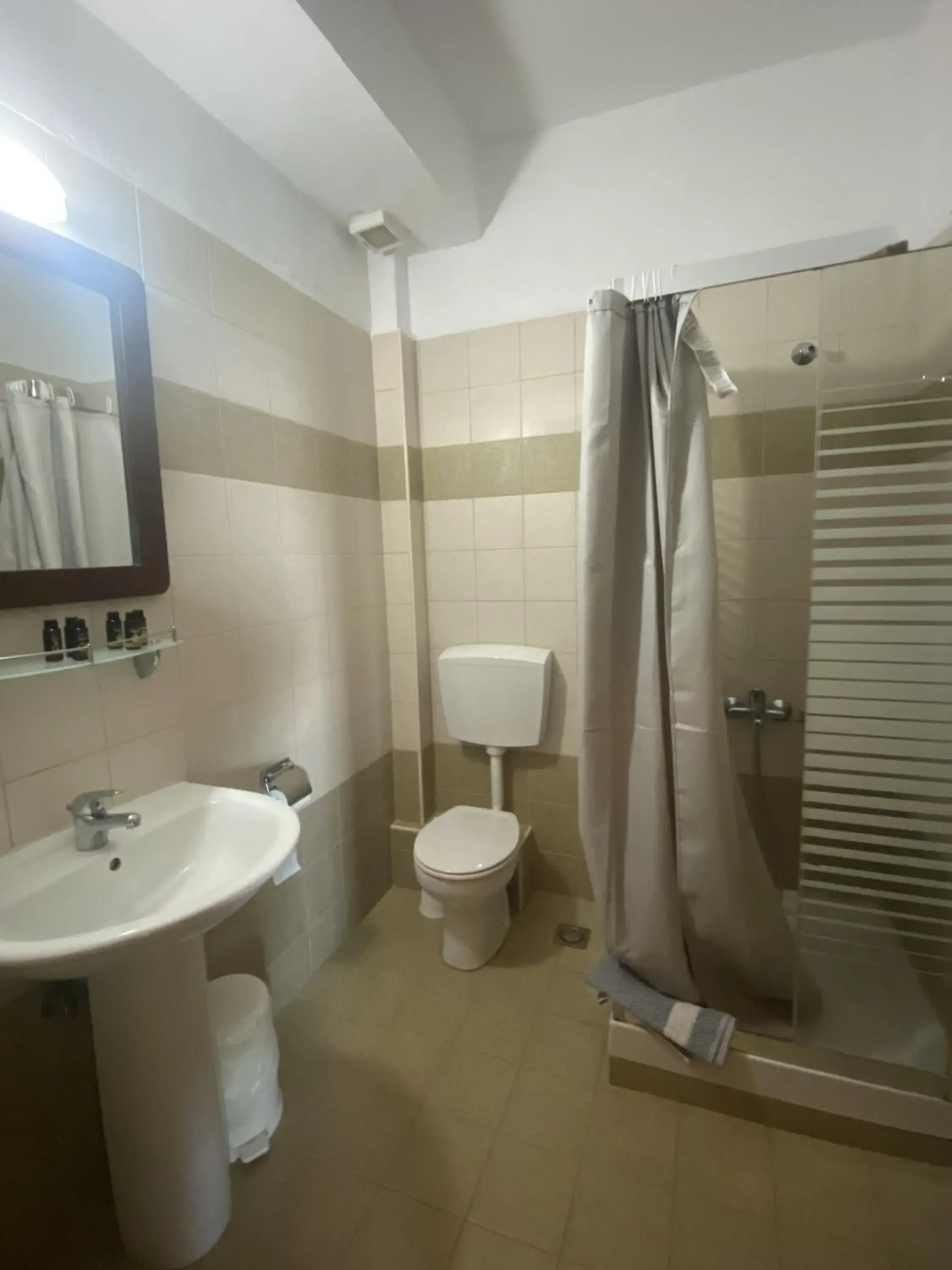 Triple Room with Lake View in Agnanti Hotel Triple Room with Lake View in Agnanti Hotel