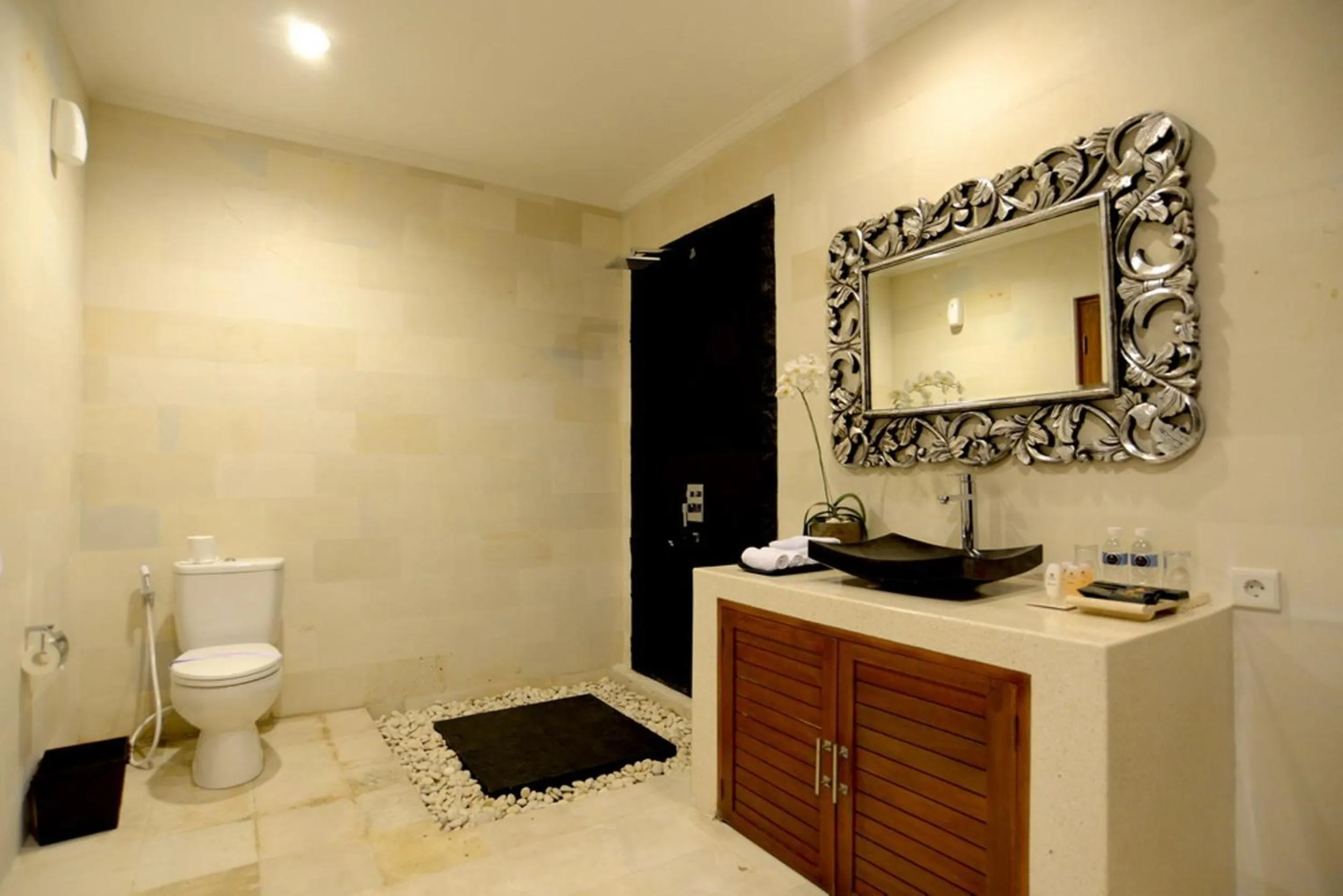 Bathroom in Sandi Agung Villa