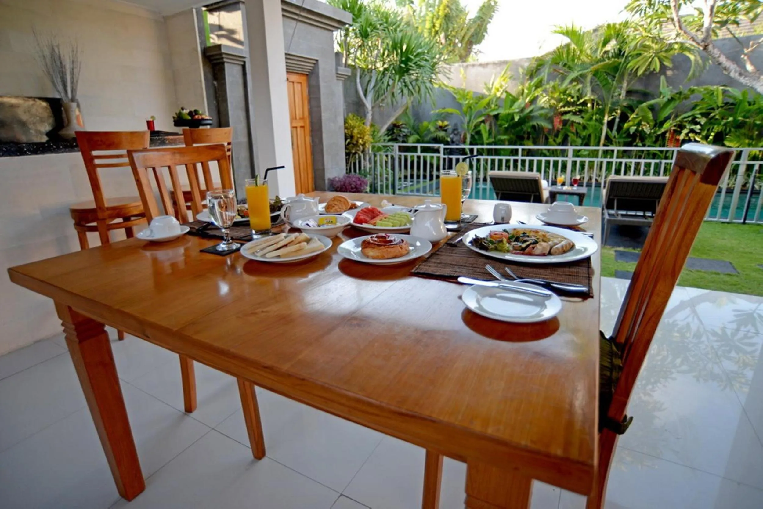 Dining area in Sandi Agung Villa