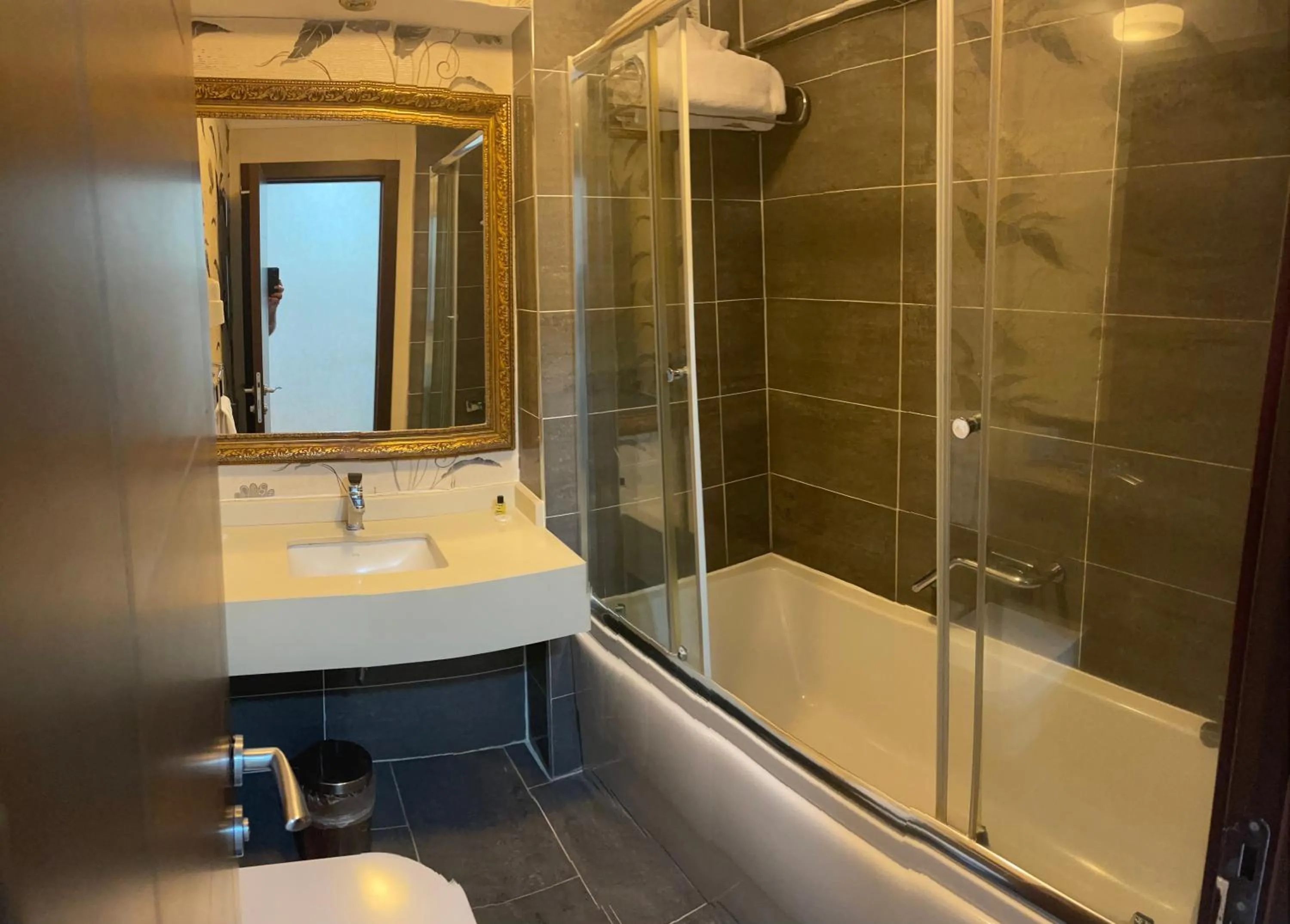 Bathroom in Termal Elit Hotel