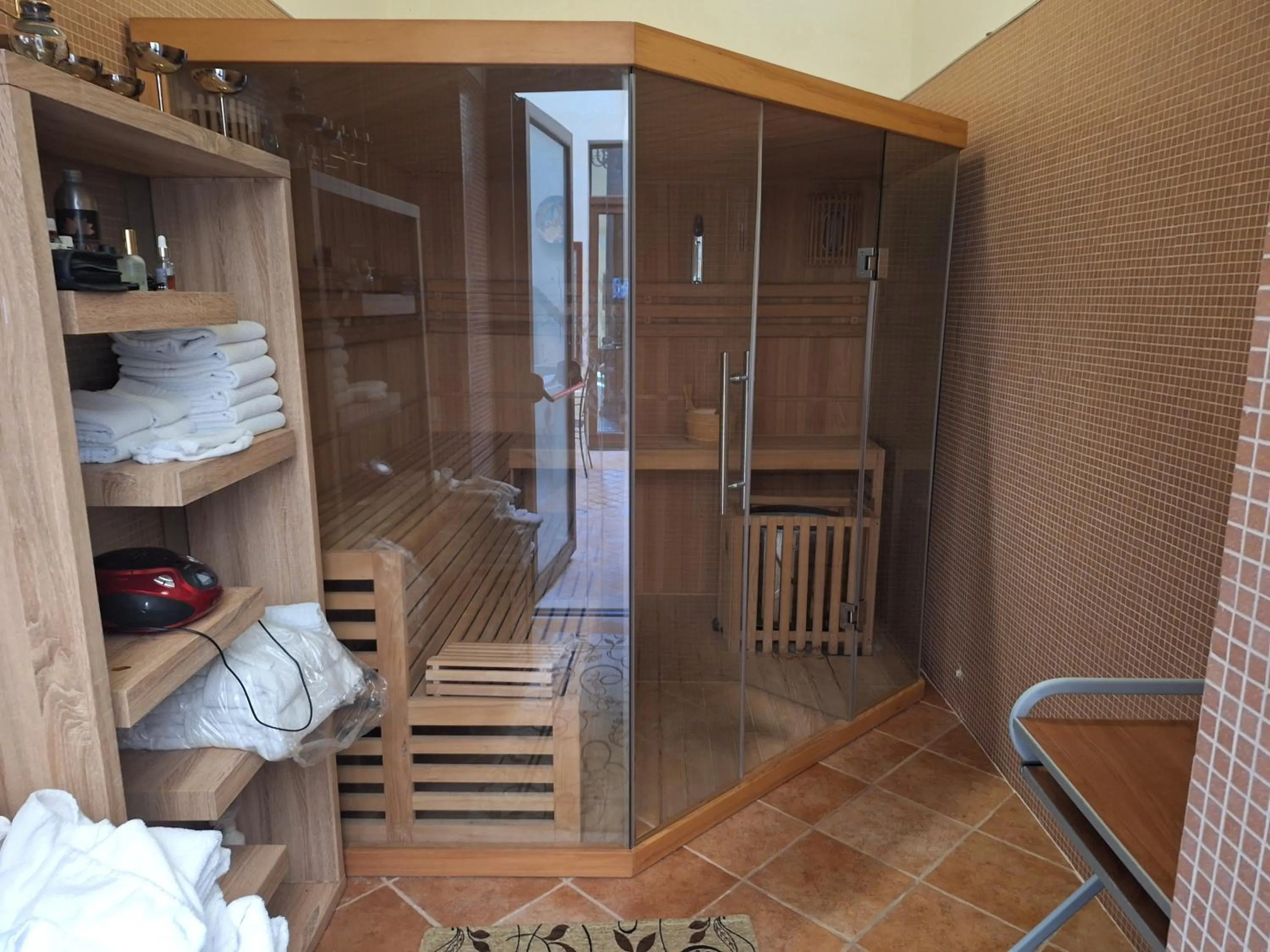 Dimora Charleston Lecce parcheggio privato in loco gratis