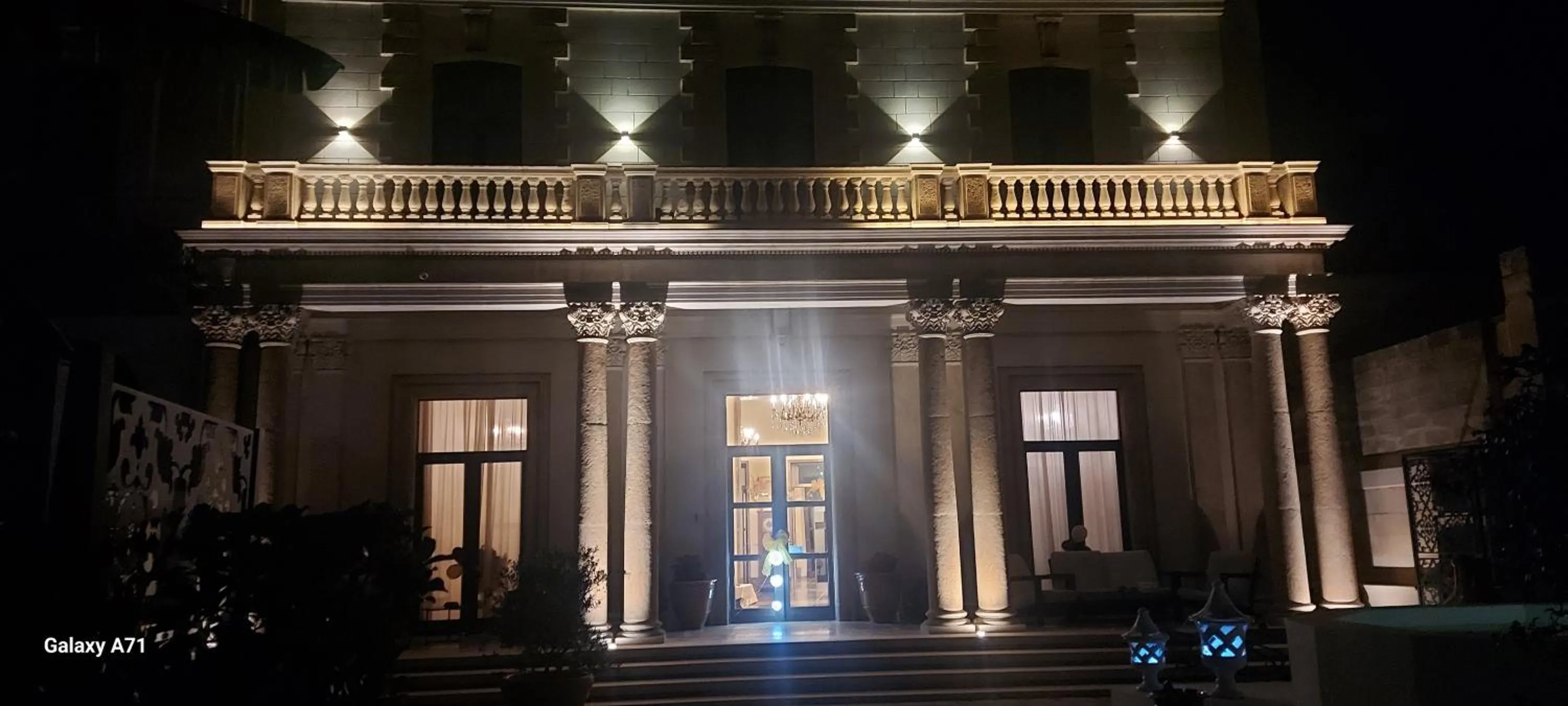 Dimora Charleston Lecce parcheggio privato in loco gratis