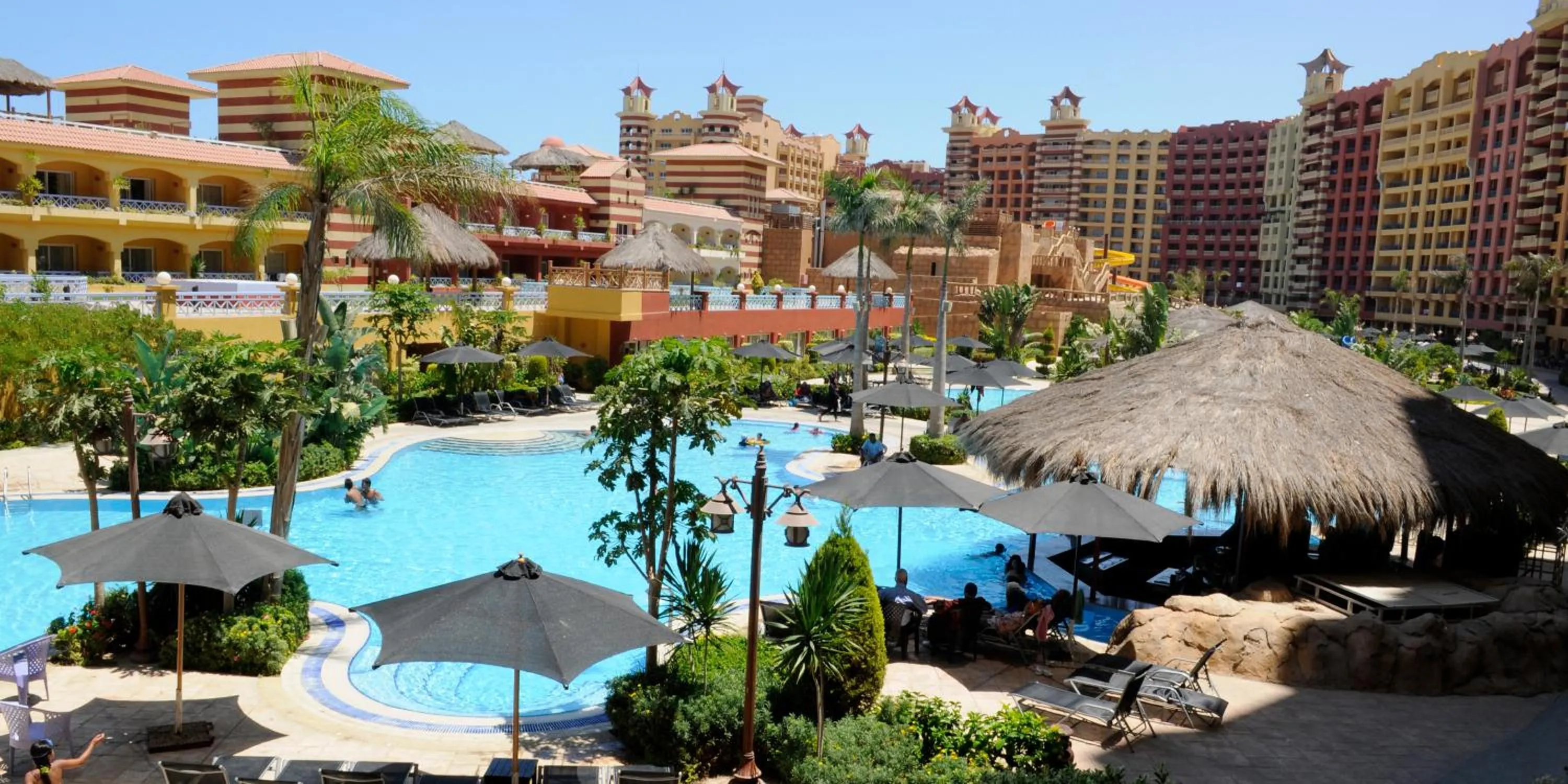 Facade/entrance in Porto Marina Apartments powered By Amer-Group