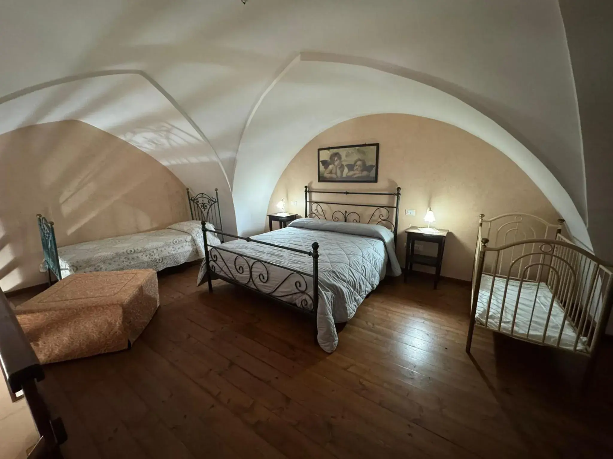 Deluxe Quadruple Room - single occupancy in B&B La Corte Deluxe Quadruple Room - single occupancy in B&B La Corte