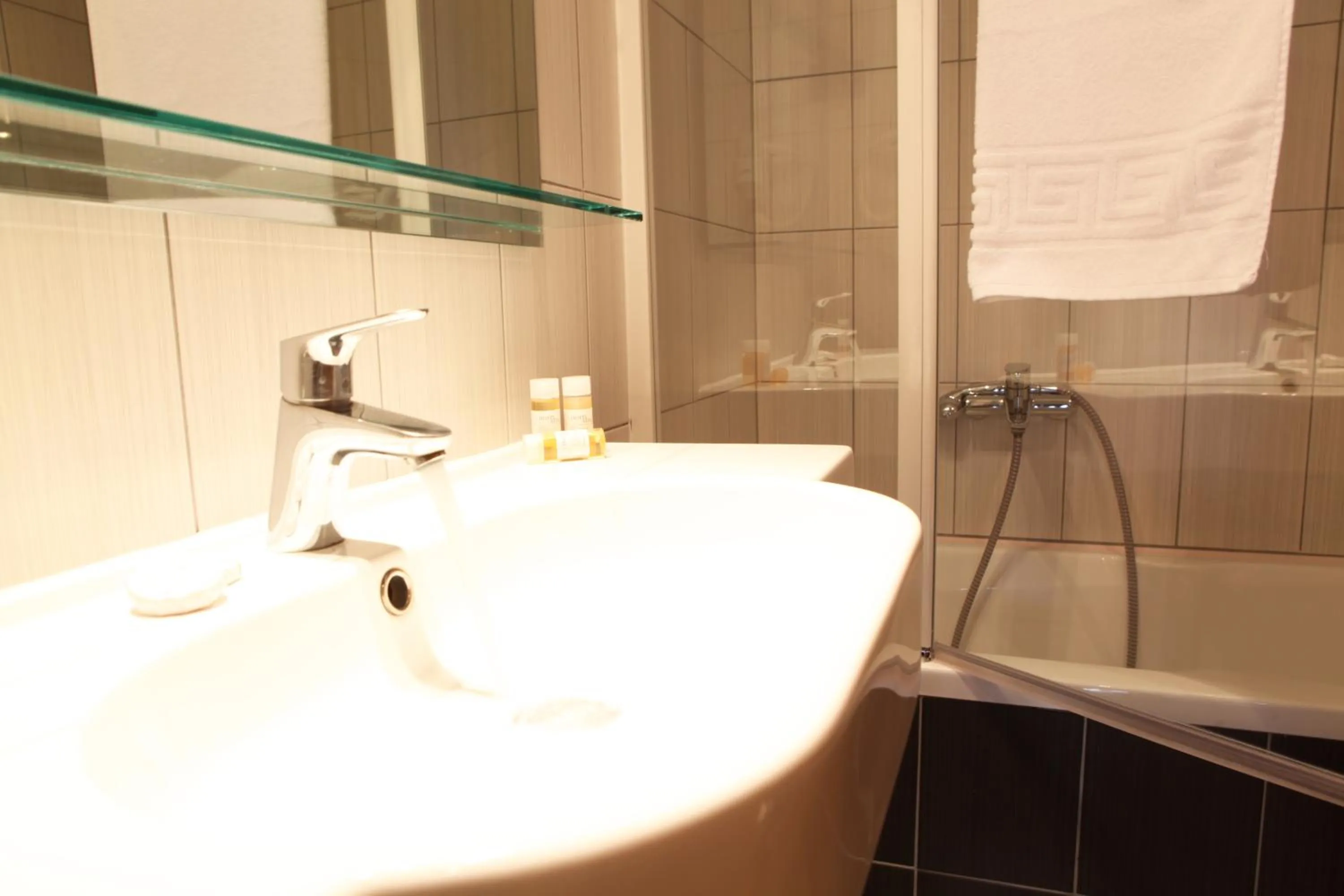 Bathroom in Hotel Alfa