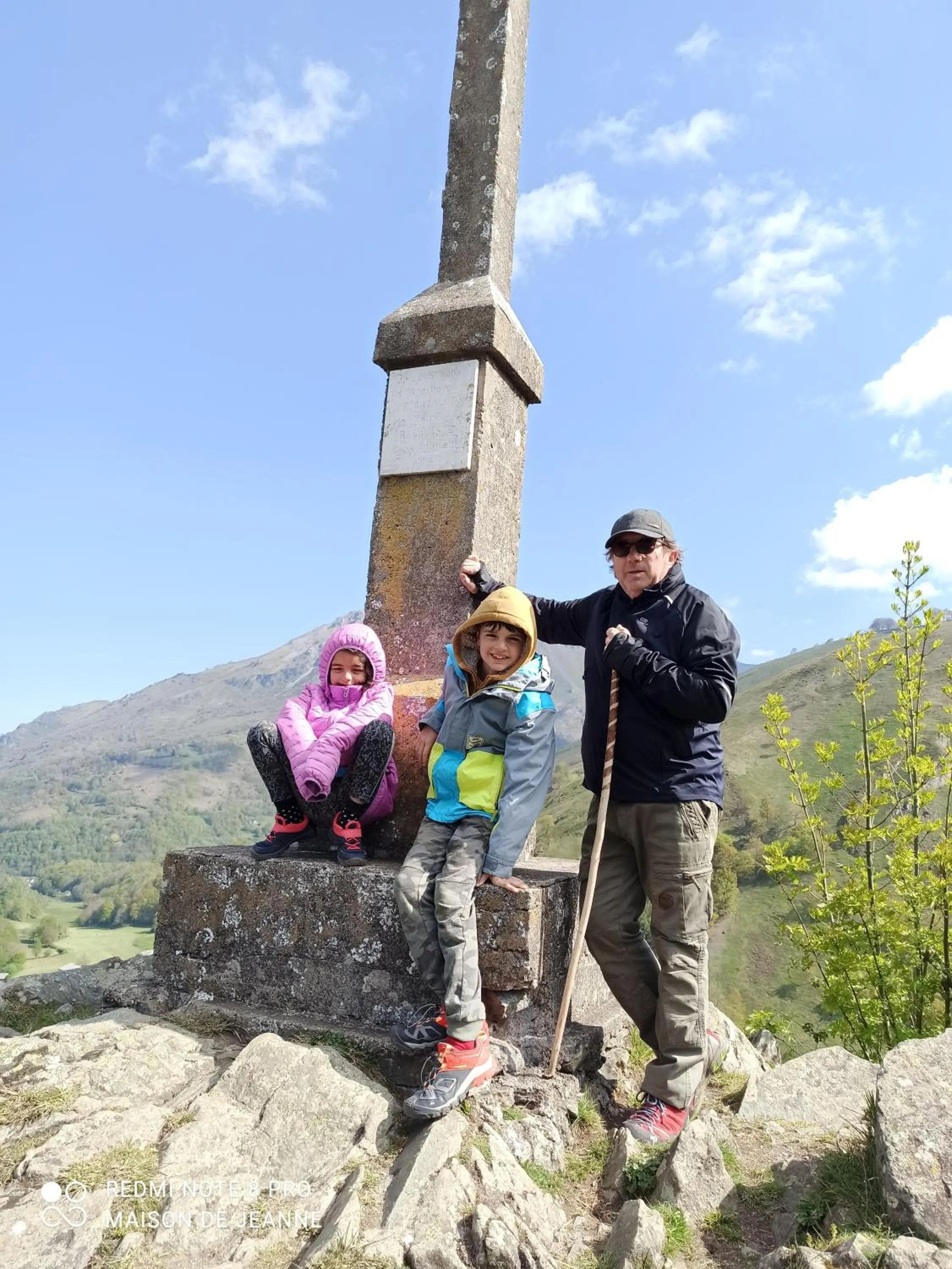 Hiking in La Maison de Jeanne