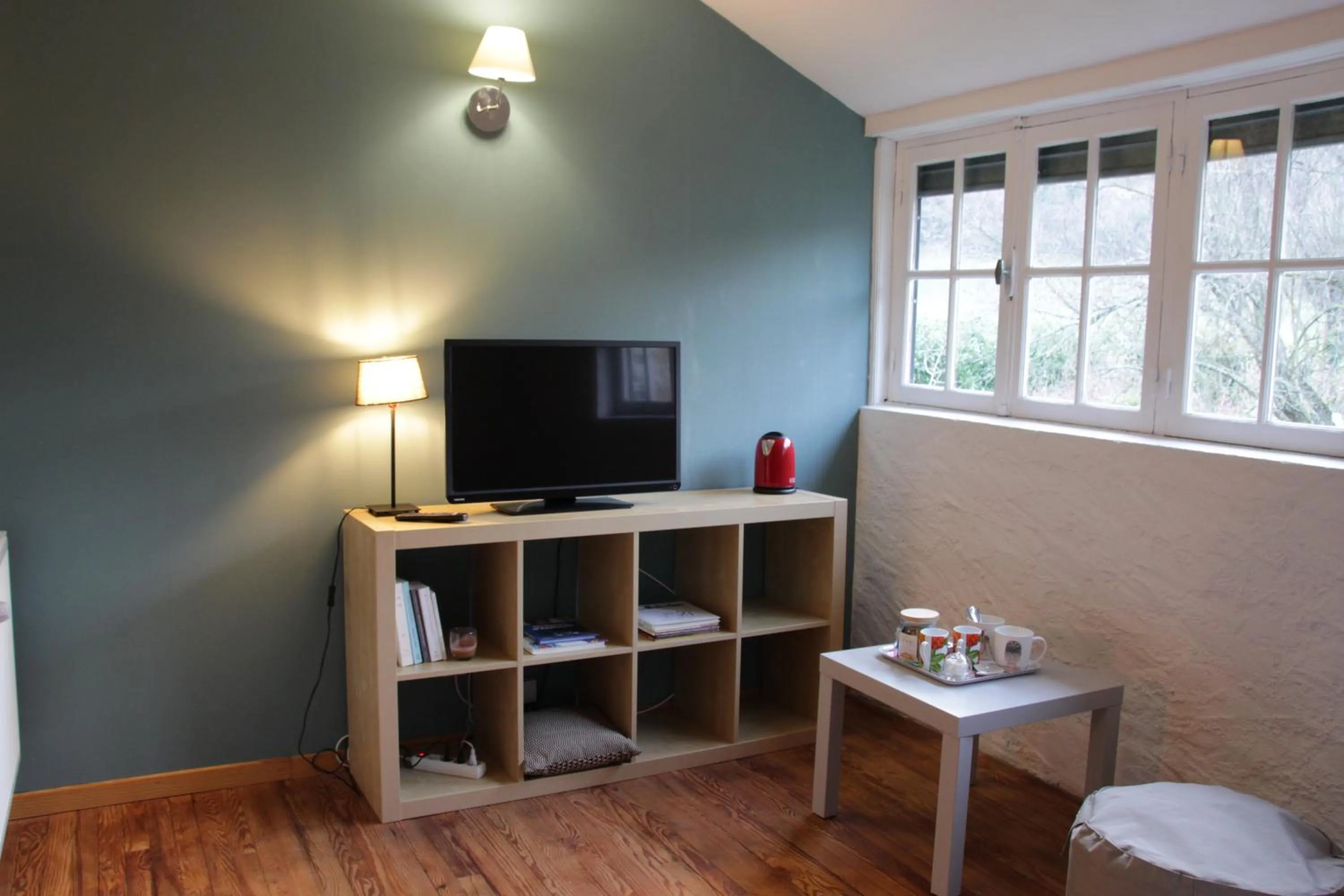 TV and multimedia in La Maison de Jeanne