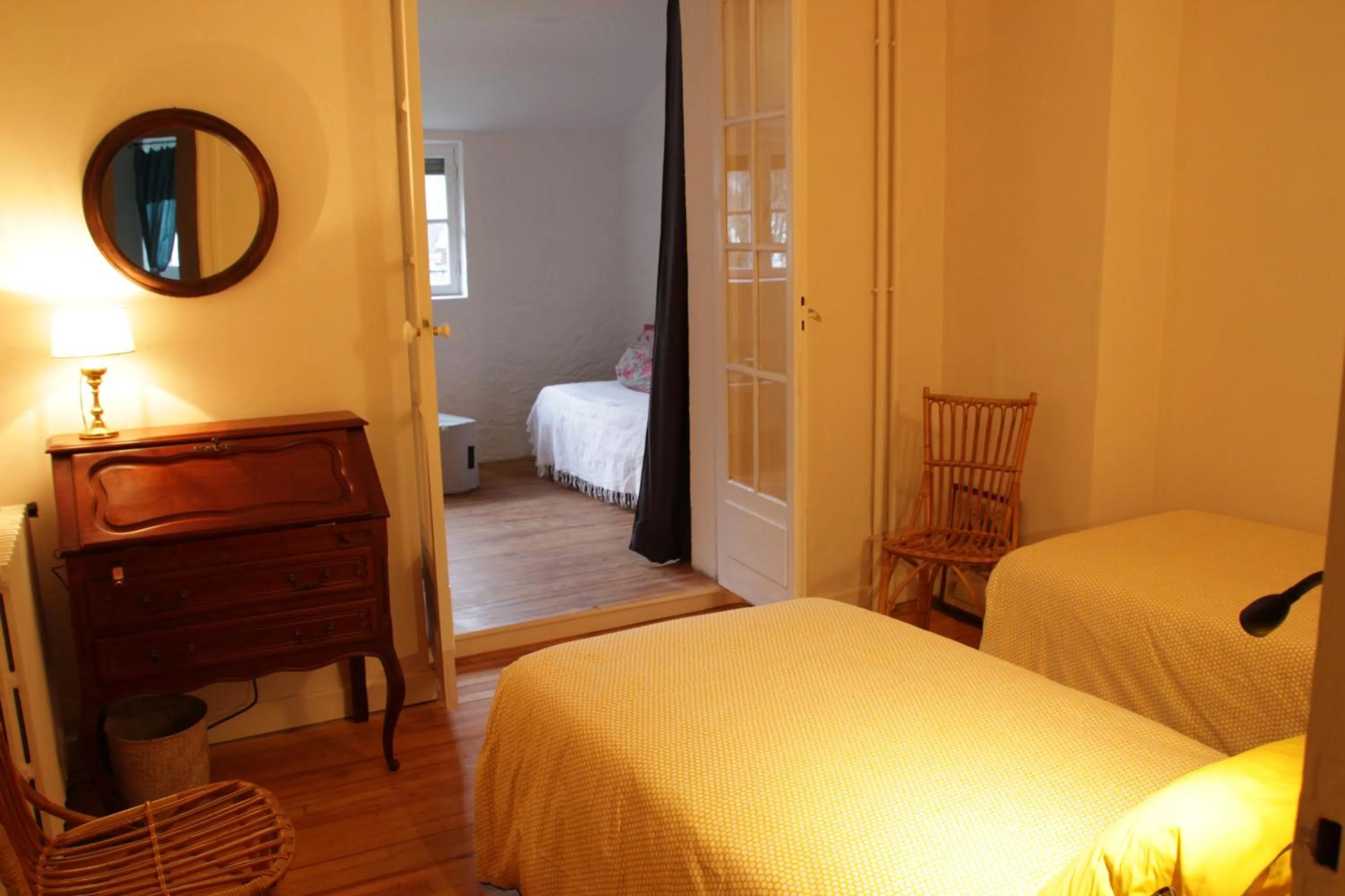 Bedroom, Bed in La Maison de Jeanne