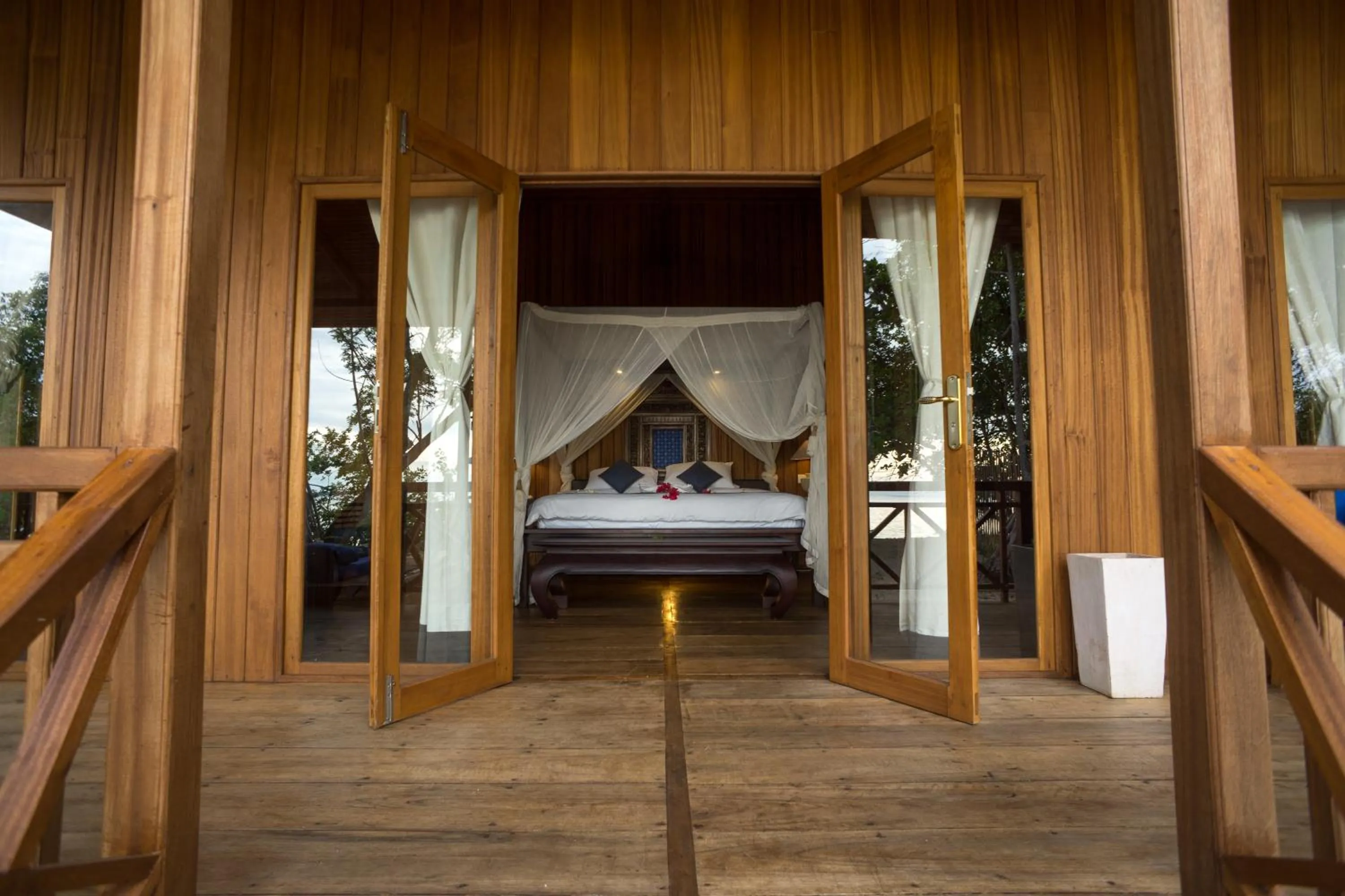 Bed in Siladen Resort & Spa
