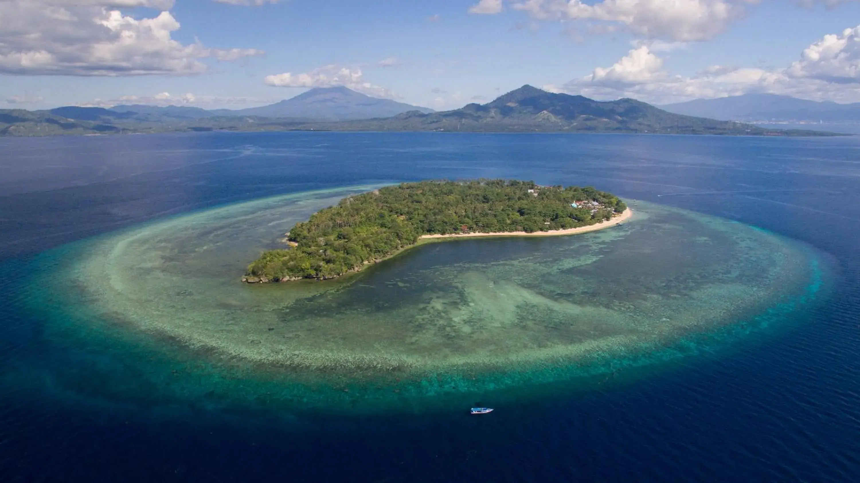 View (from property/room), Bird's-eye View in Siladen Resort & Spa