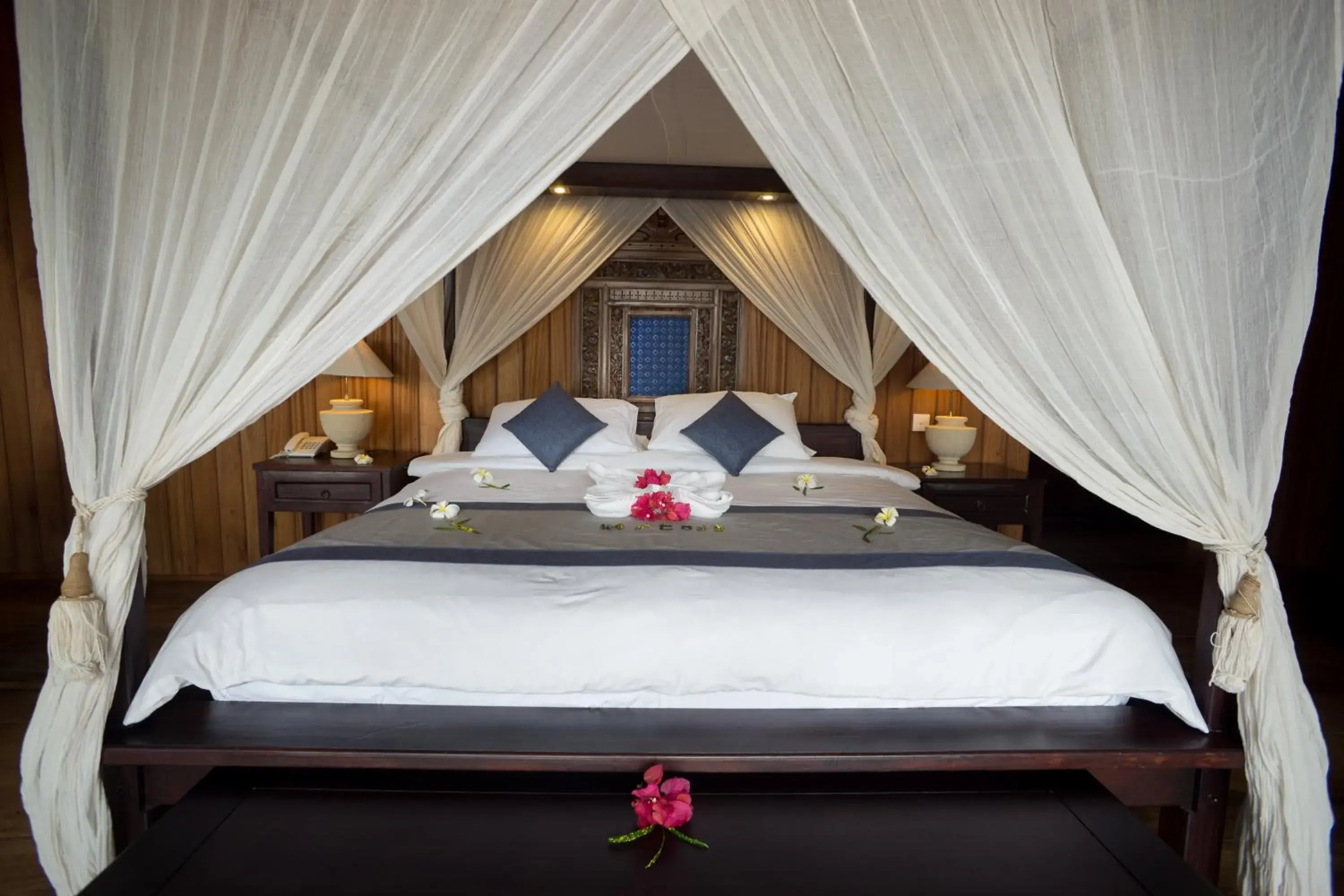 Bed in Siladen Resort & Spa