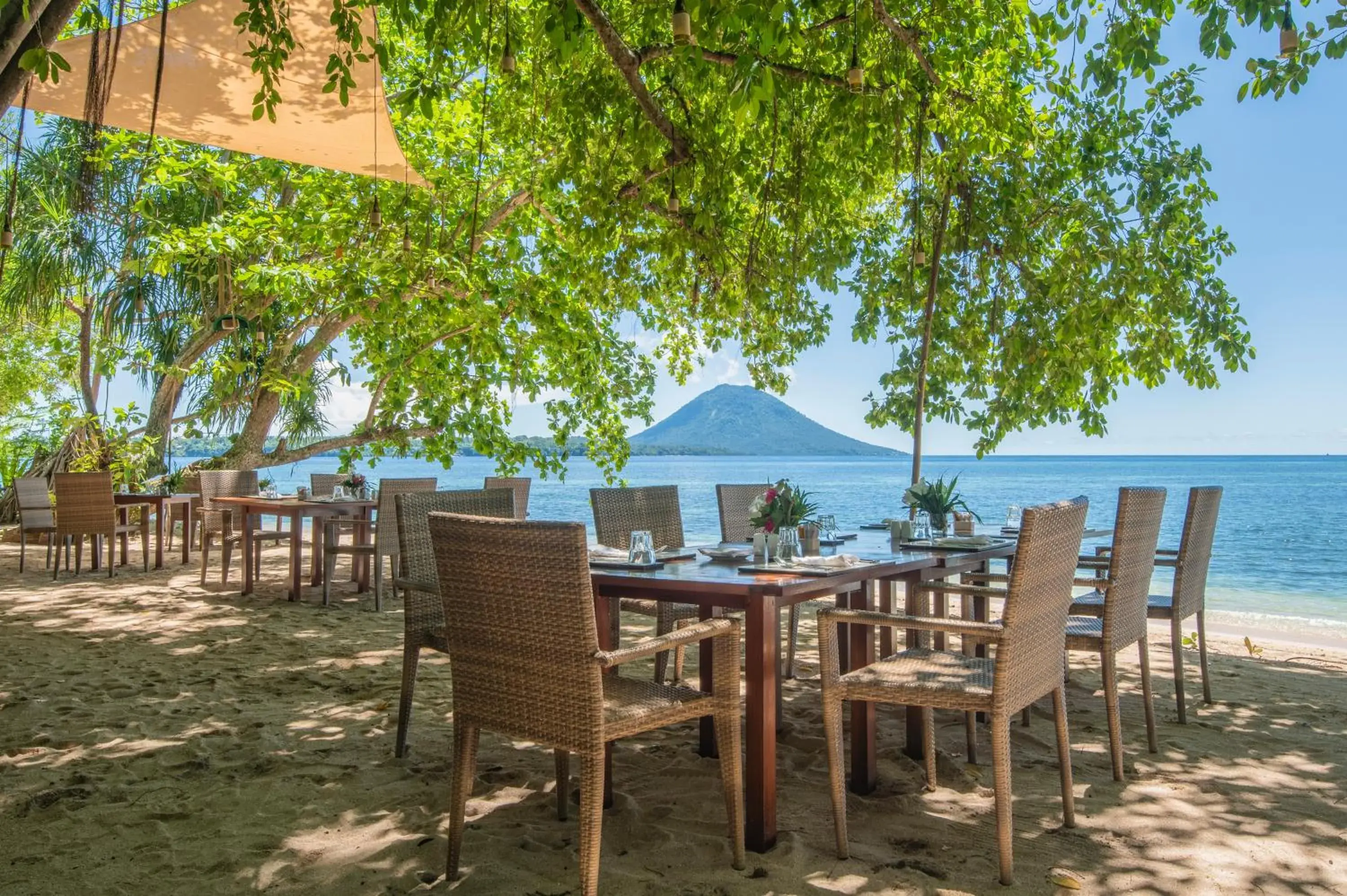 Restaurant/places to eat in Siladen Resort & Spa