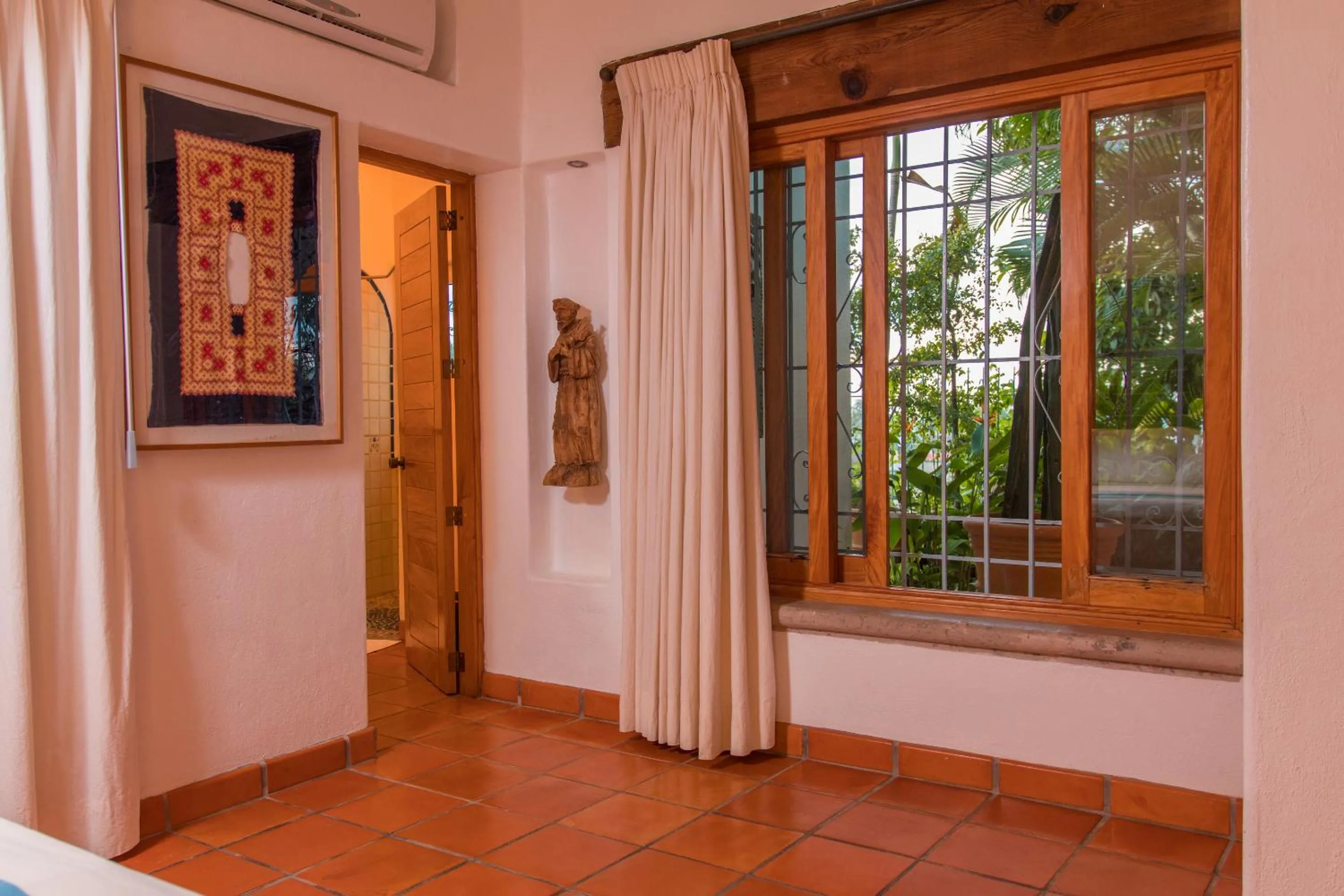 Bedroom in Mi Otra Casa