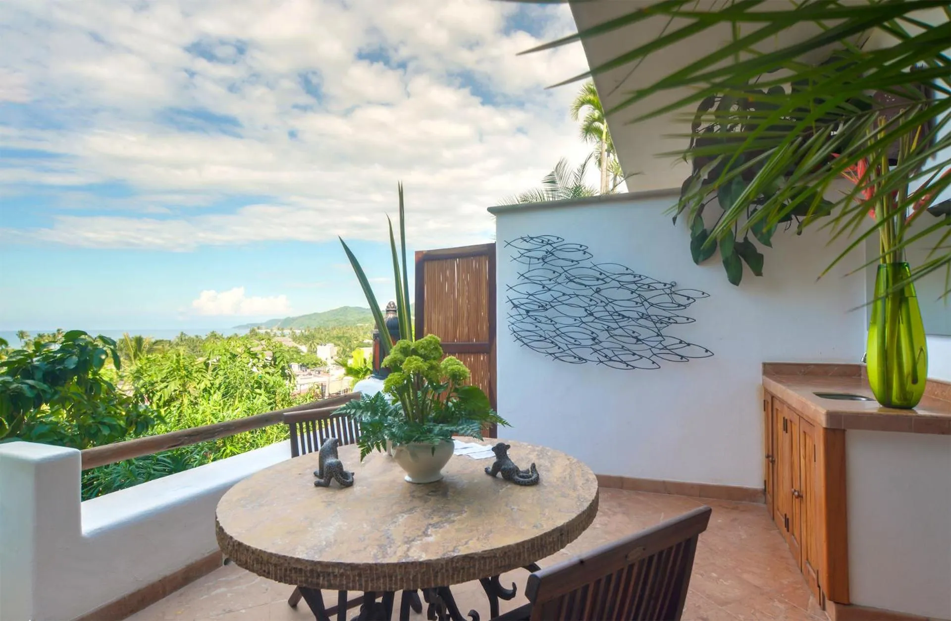 Patio in Mi Otra Casa