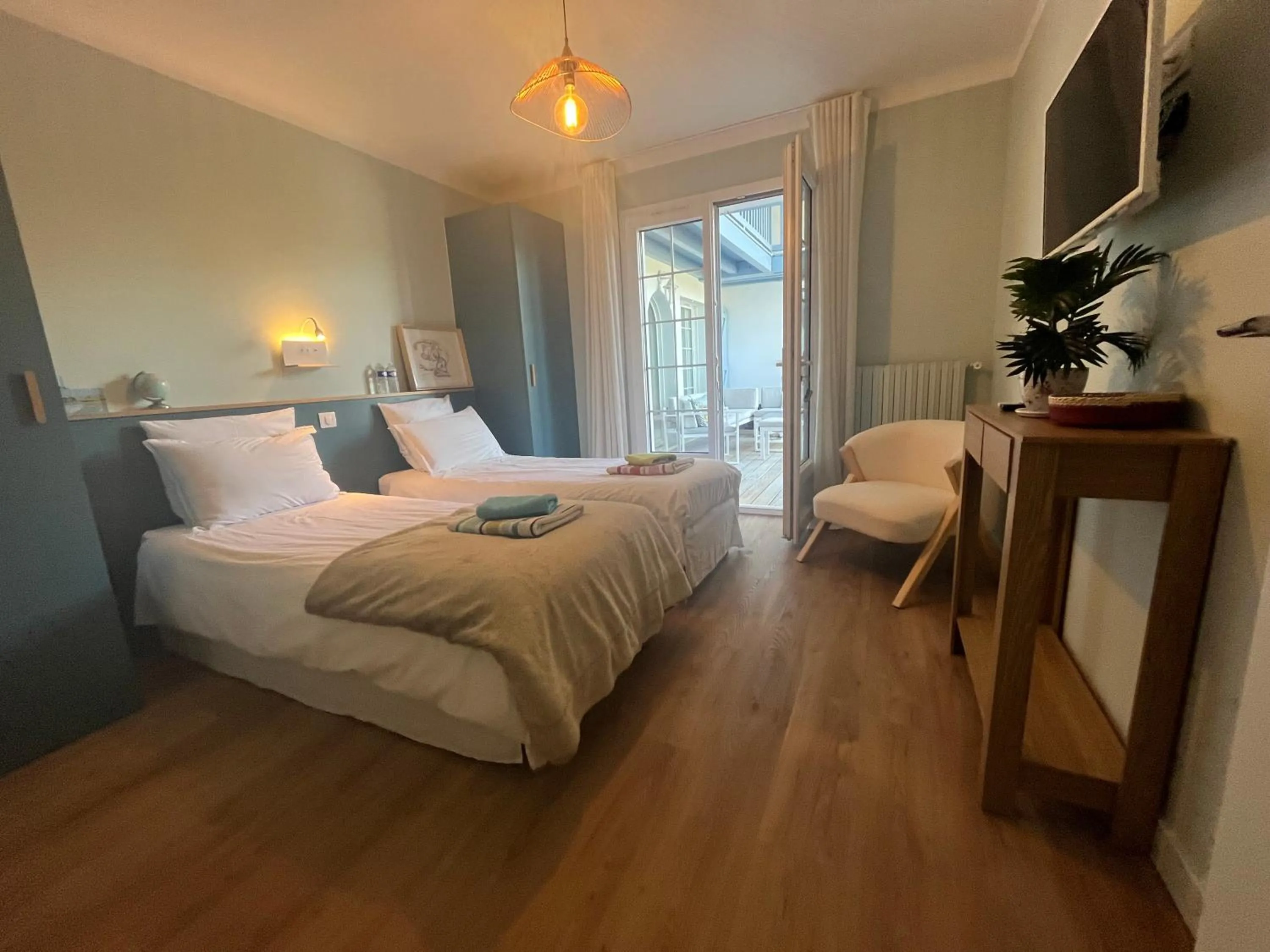 Photo of the whole room, Bed in Chambre d'Hôtes Etchebri