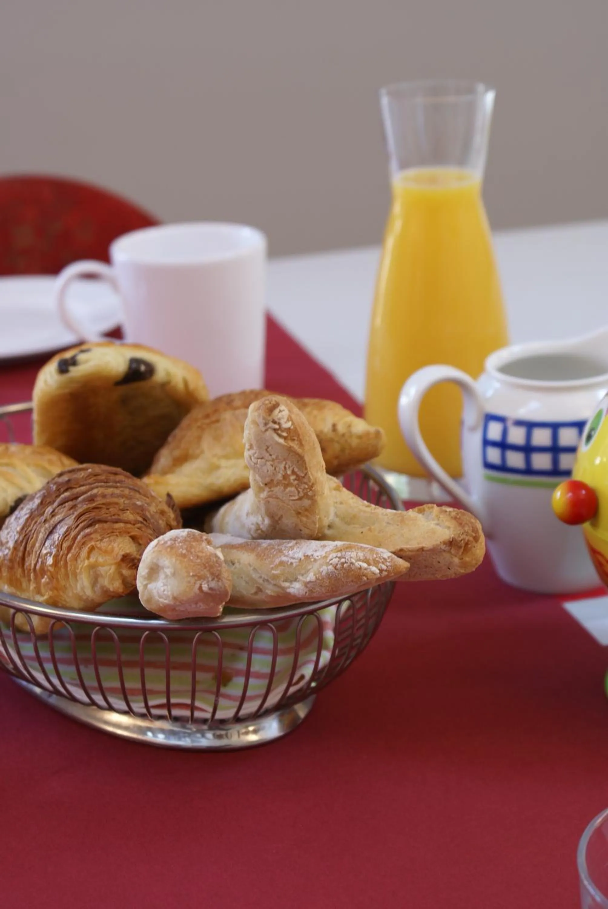 Continental breakfast in Chambre d'Hôtes Etchebri