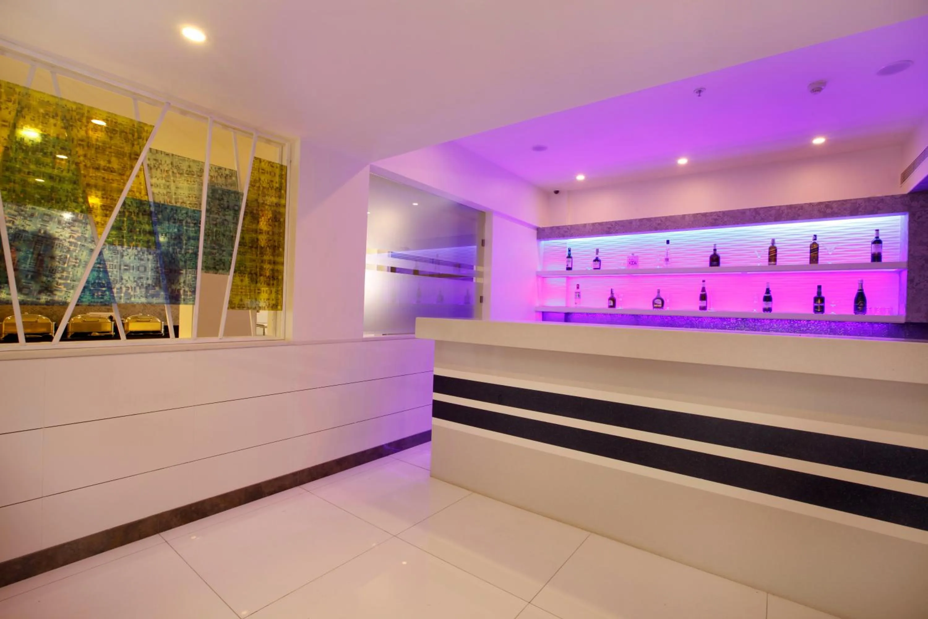 Restaurant/places to eat in BIZZ Tamanna Hotel