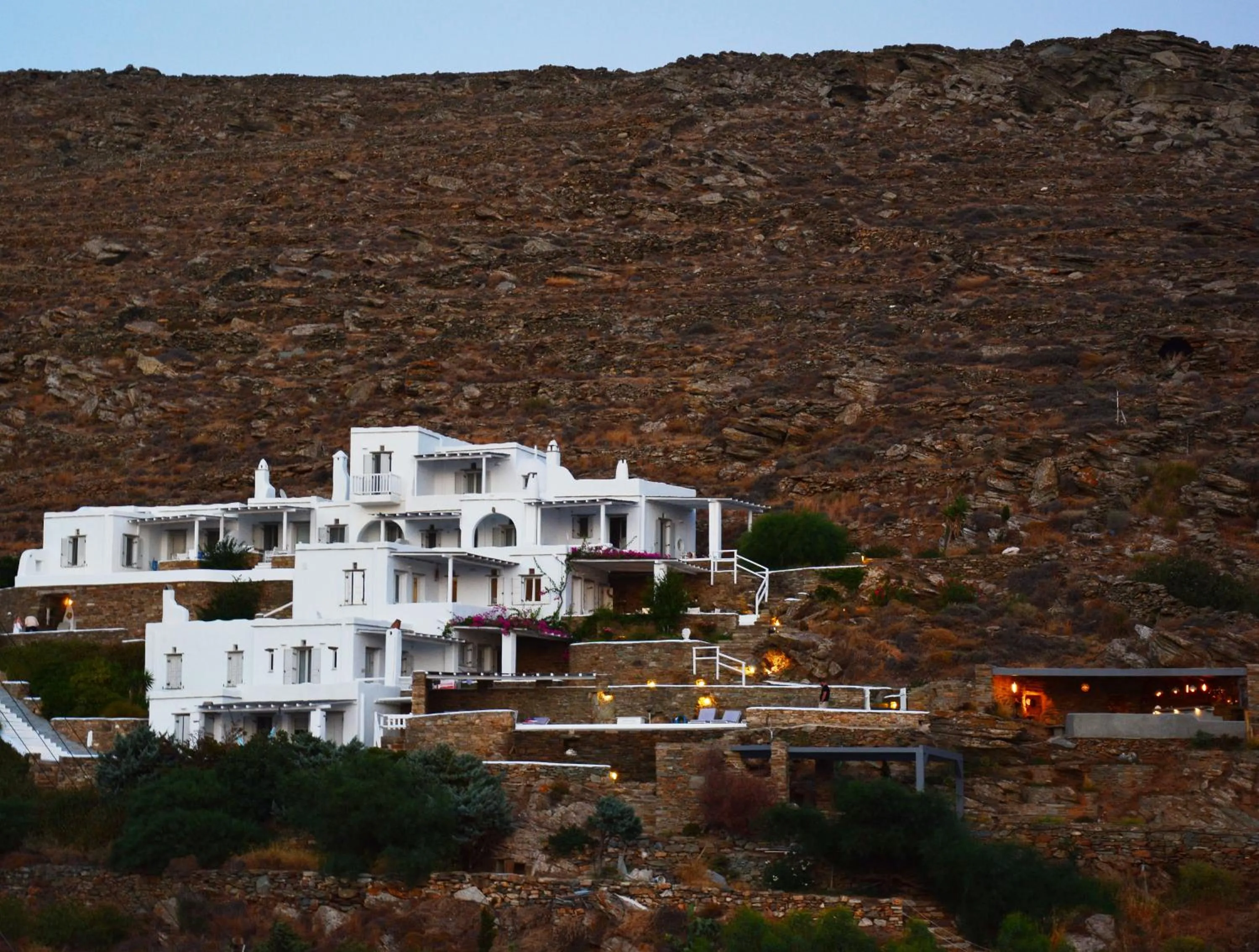 Vega Apartments