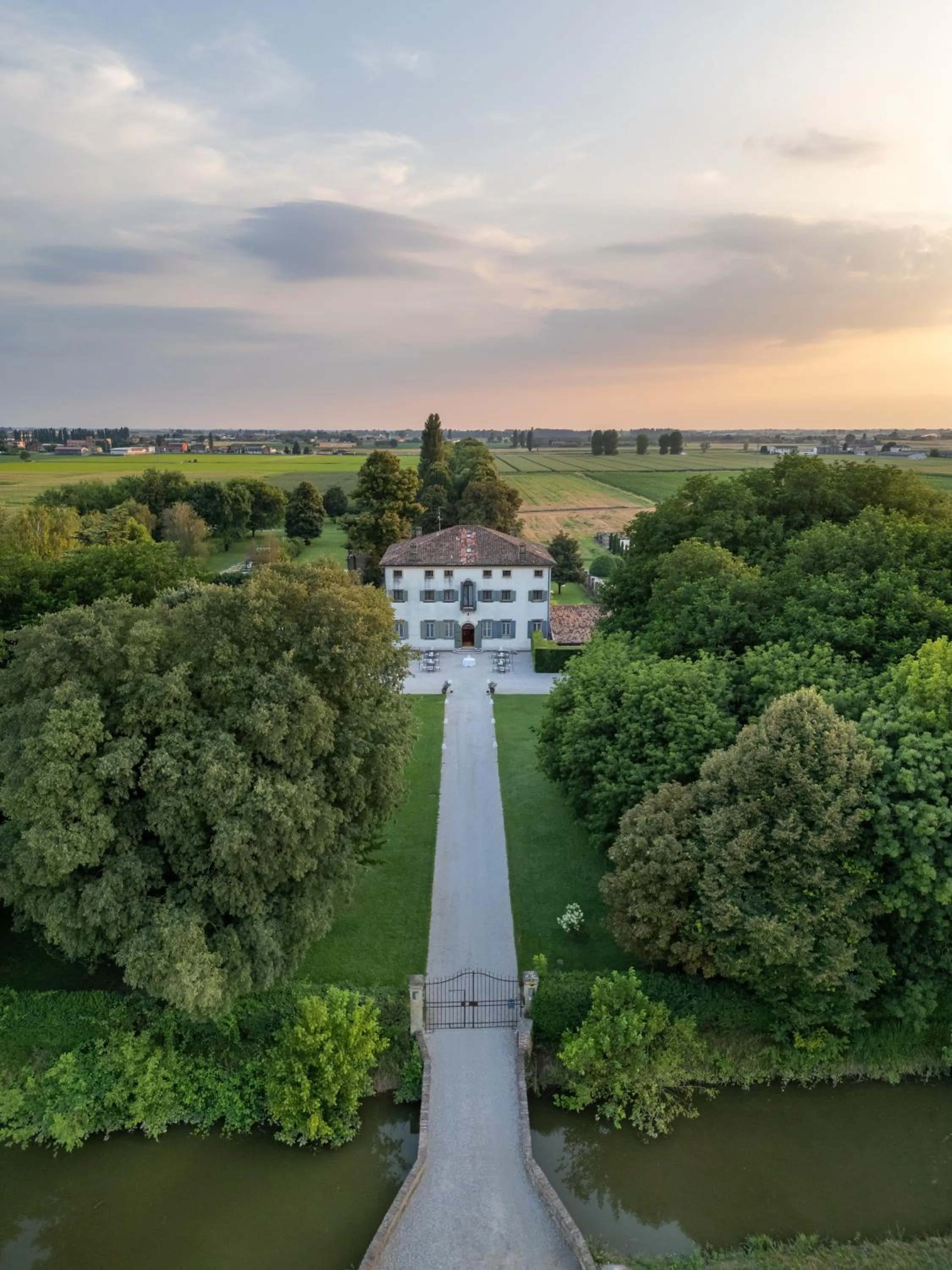 Property building in Relais Villa Ormaneto