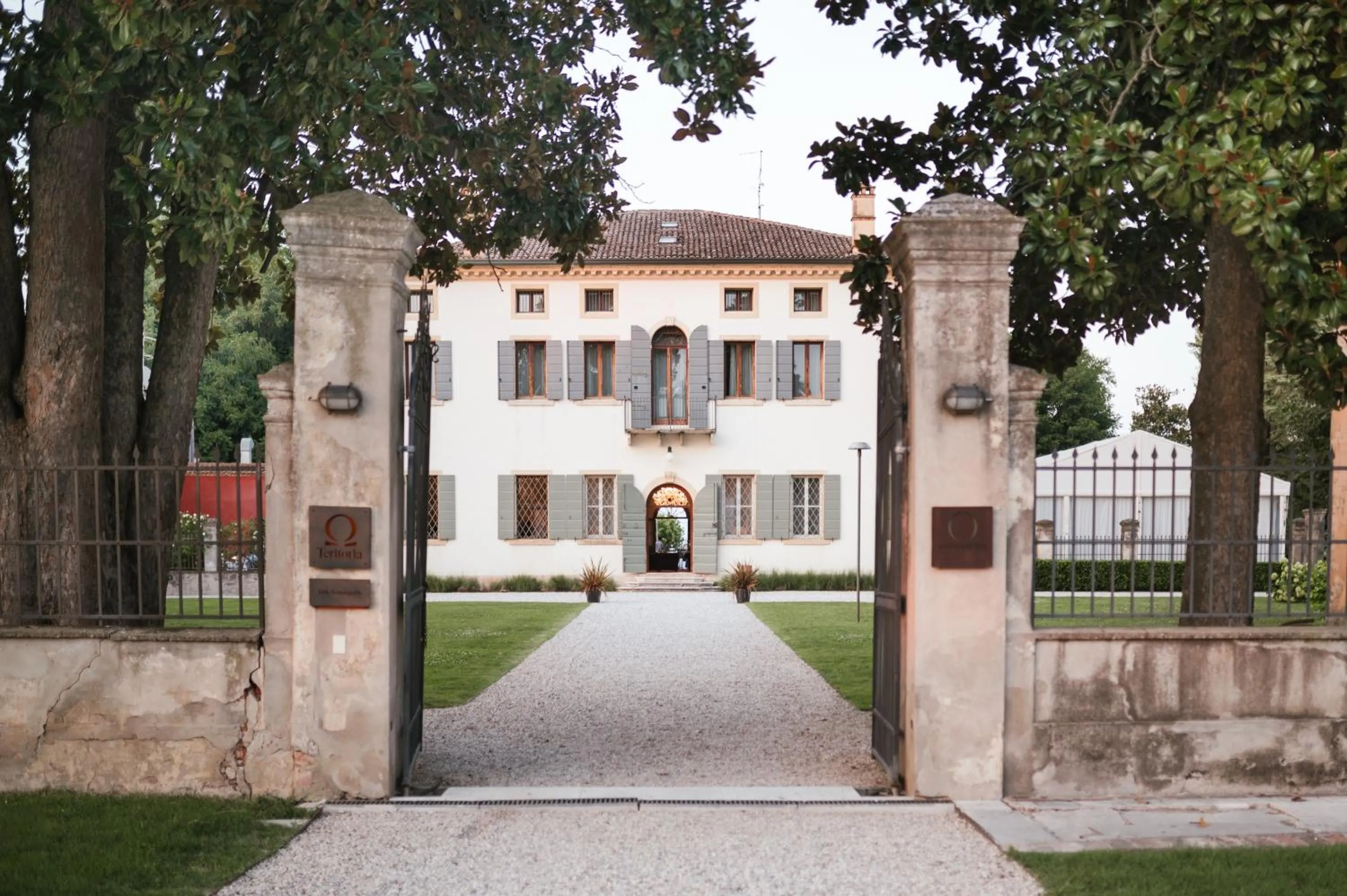 Property building in Relais Villa Ormaneto