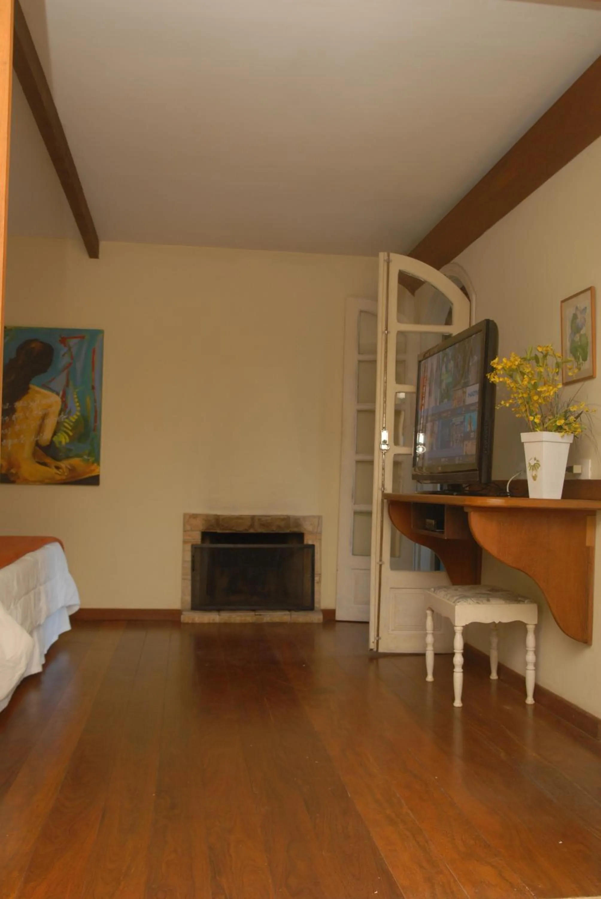 TV and multimedia in Pousada Mirante do Penedo