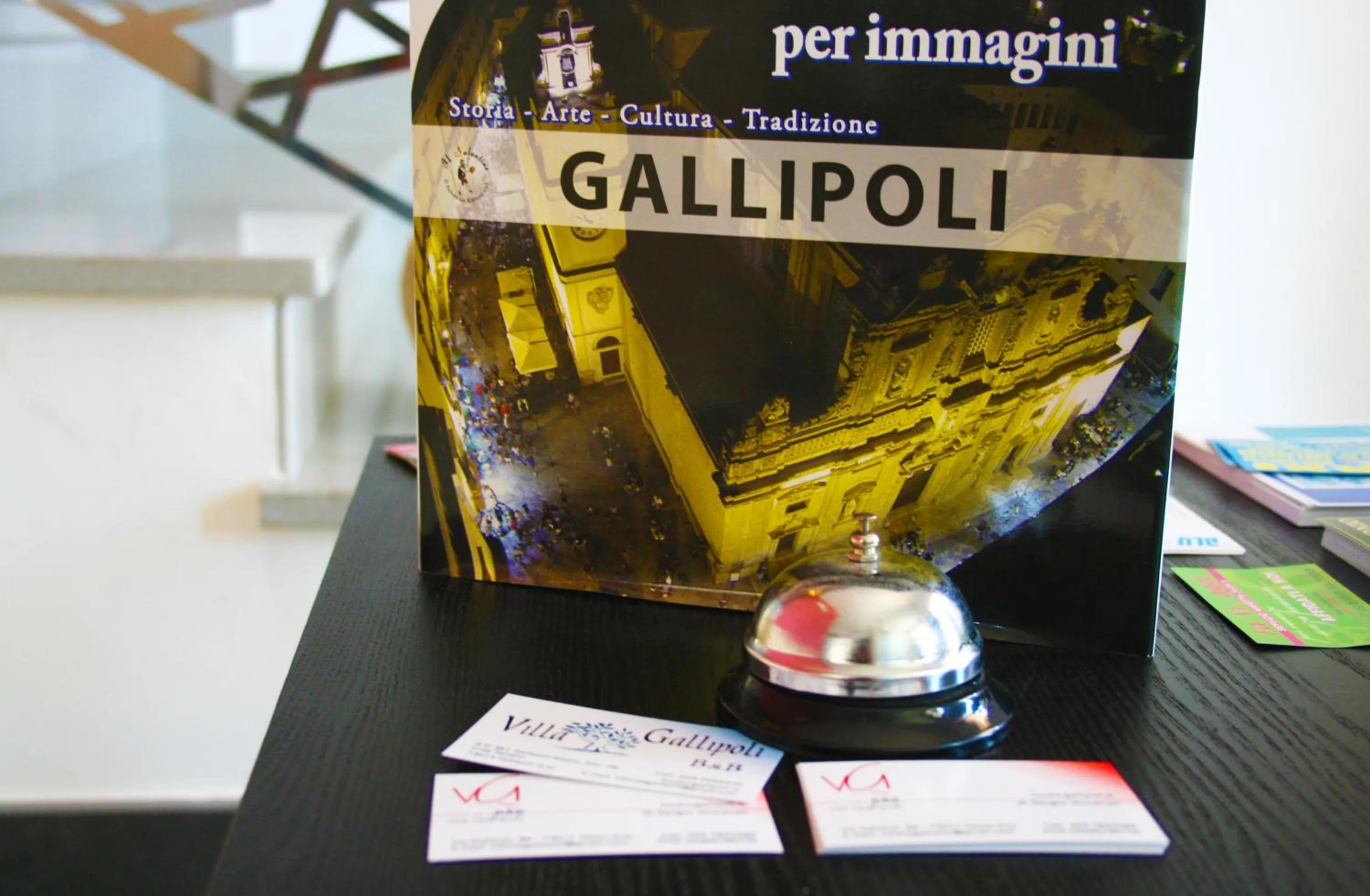 Decorative detail in B&B Via Gallipoli