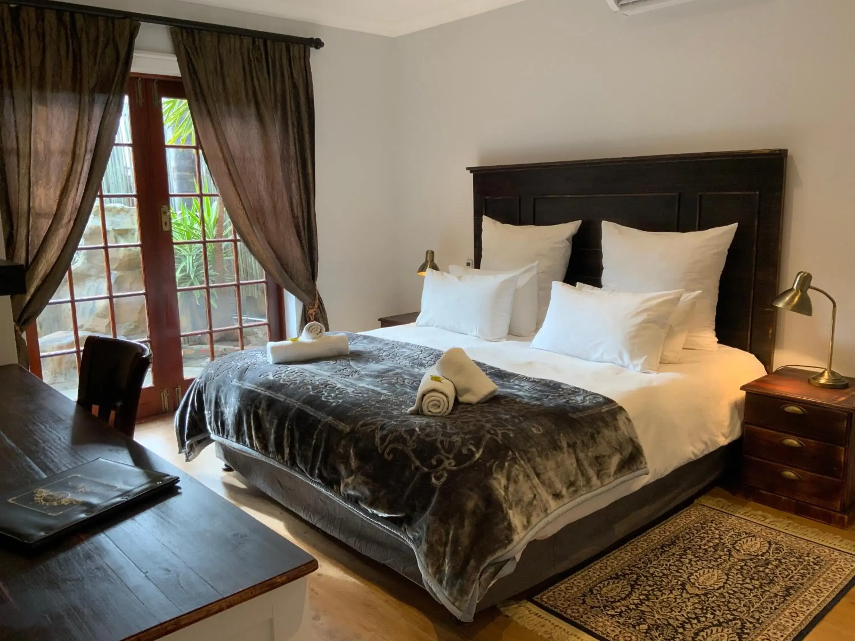 Bed in Goblin's Mead Bed in Goblin's Mead