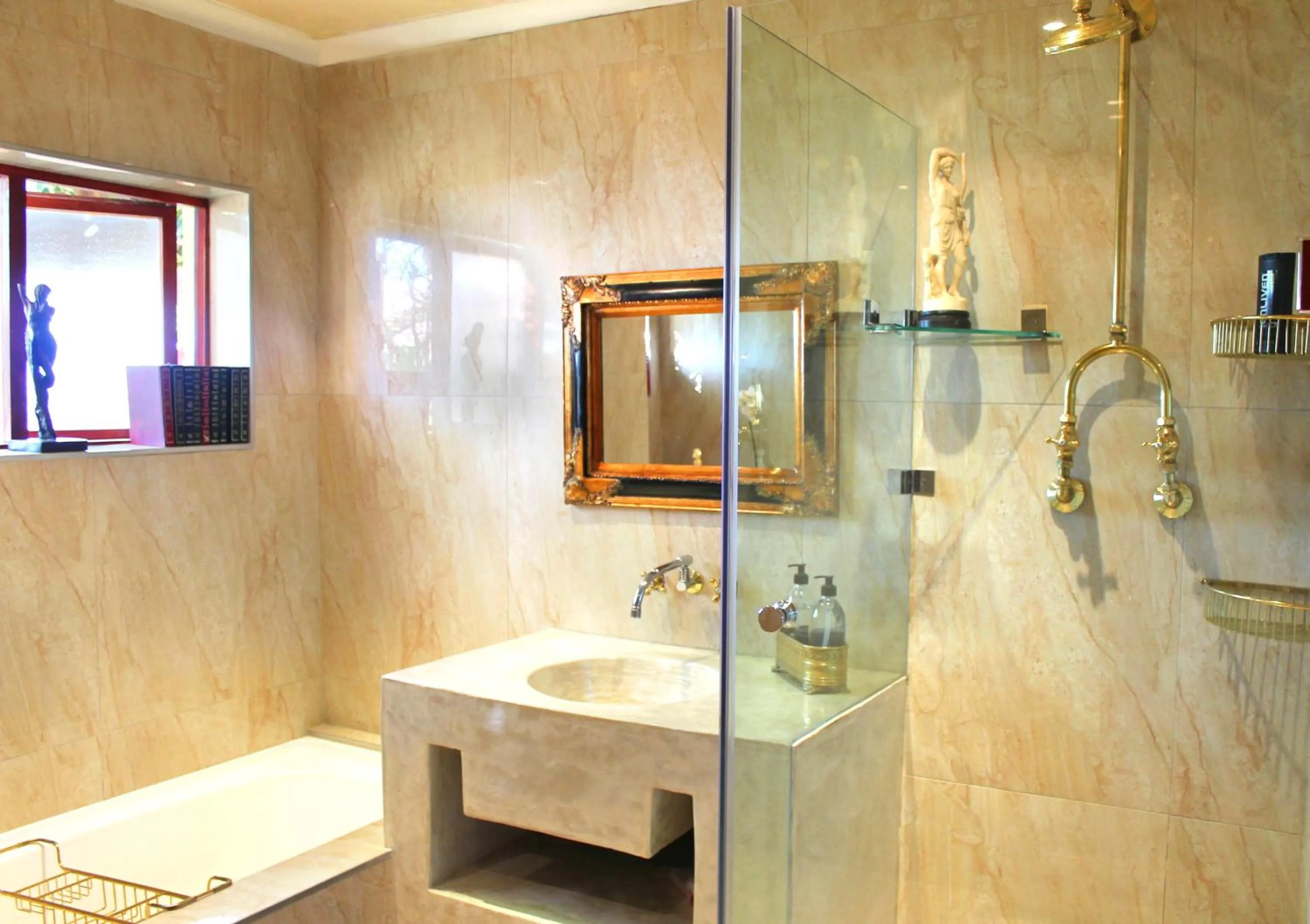 Bathroom in Goblin's Mead